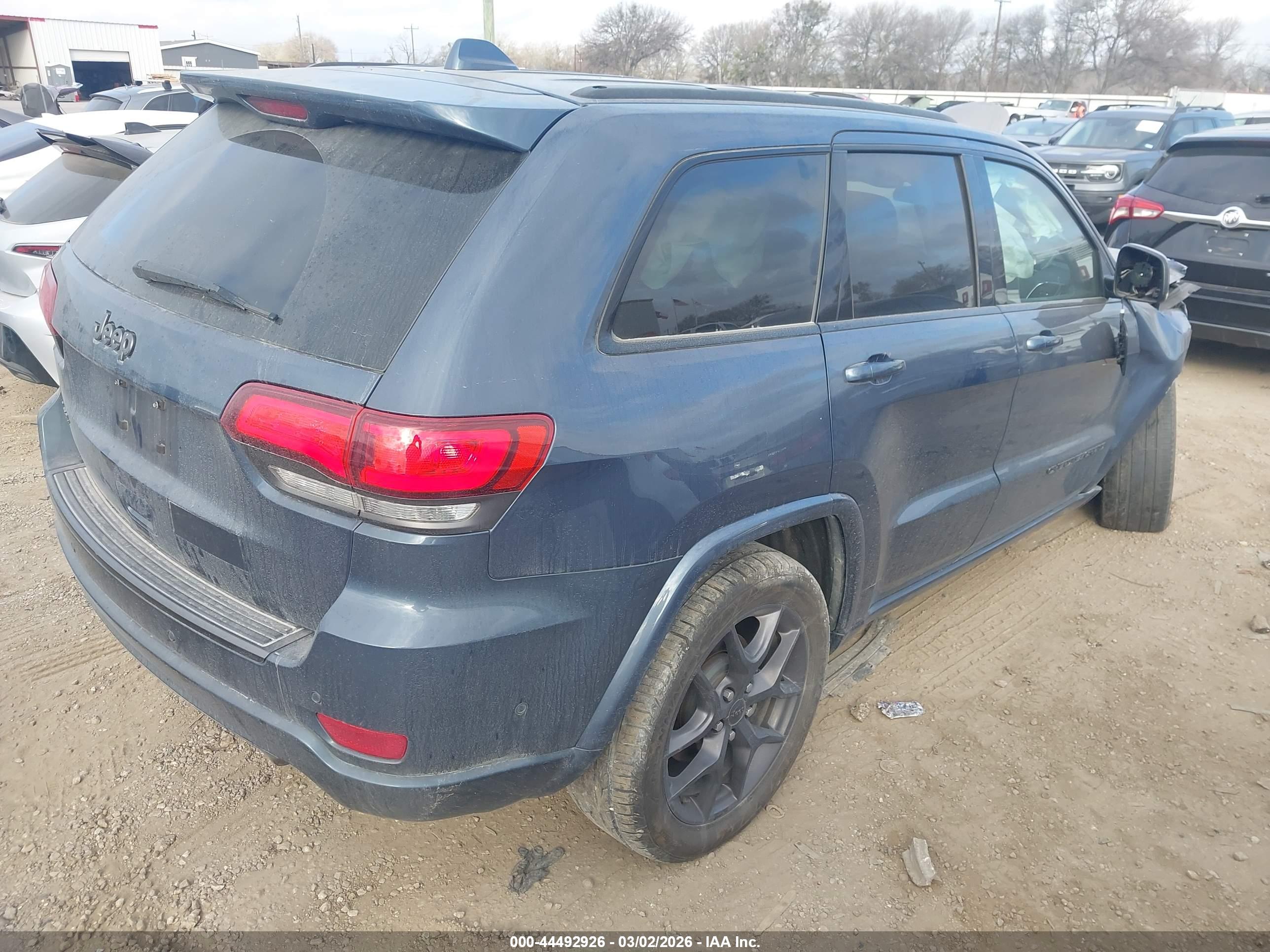 JEEP GRAND image 4