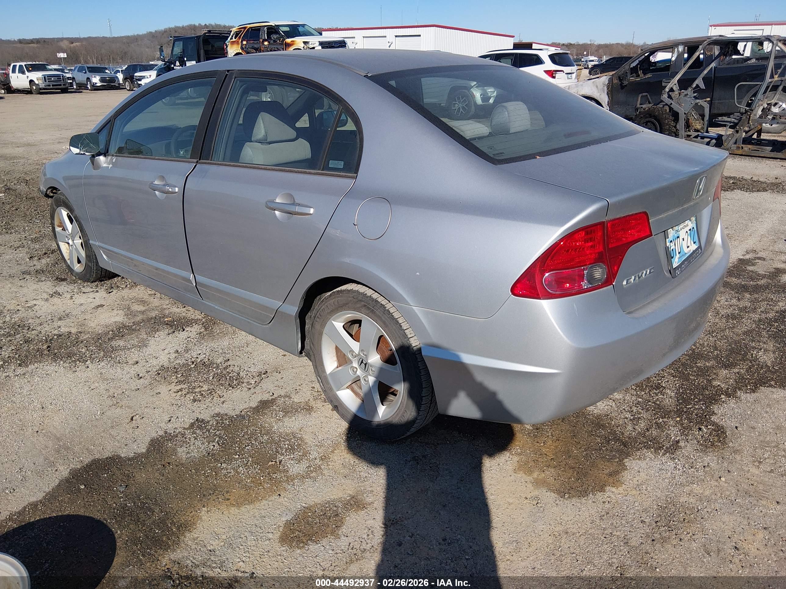 HONDA CIVIC image 3