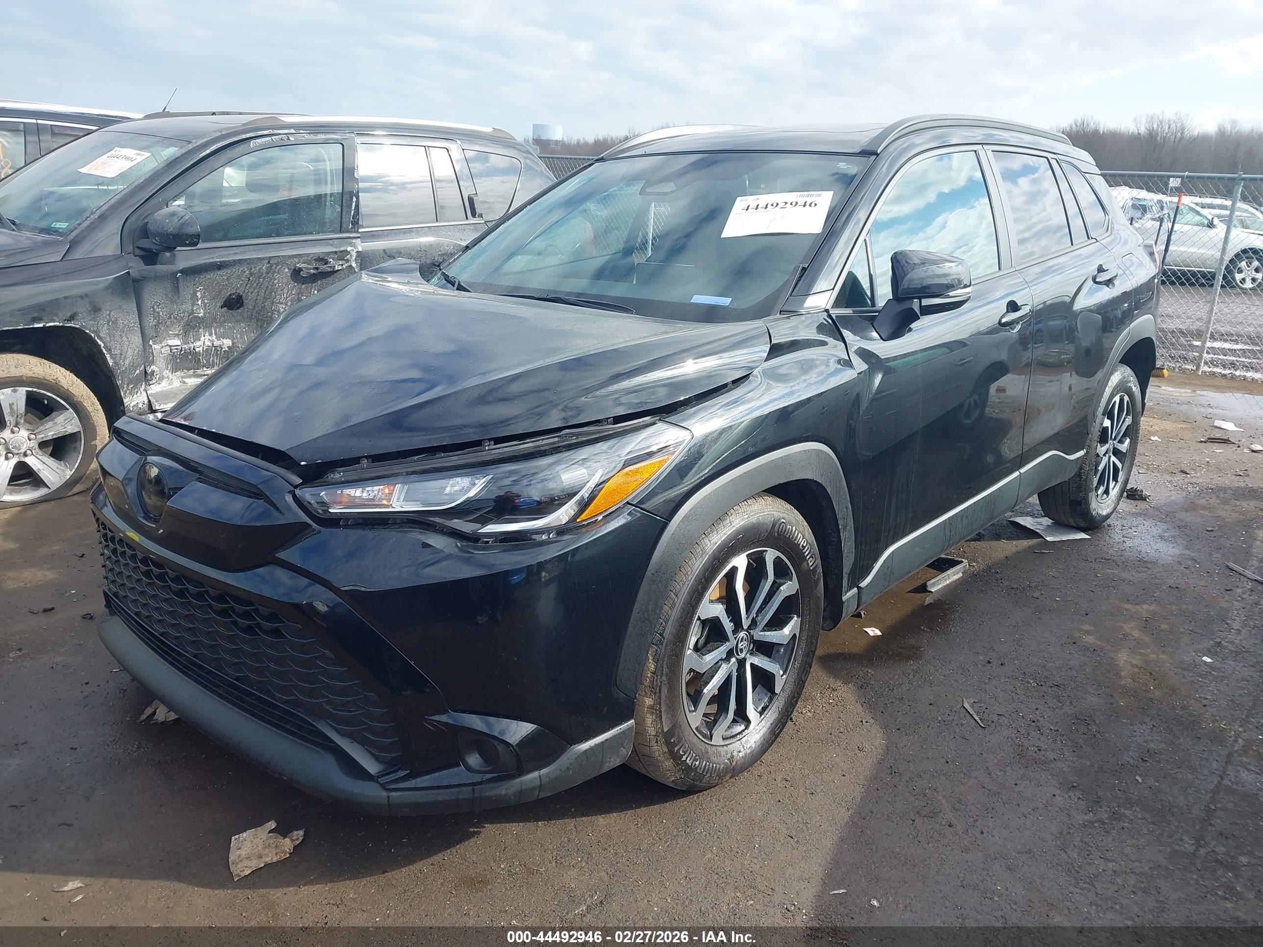 TOYOTA COROLLA image 2