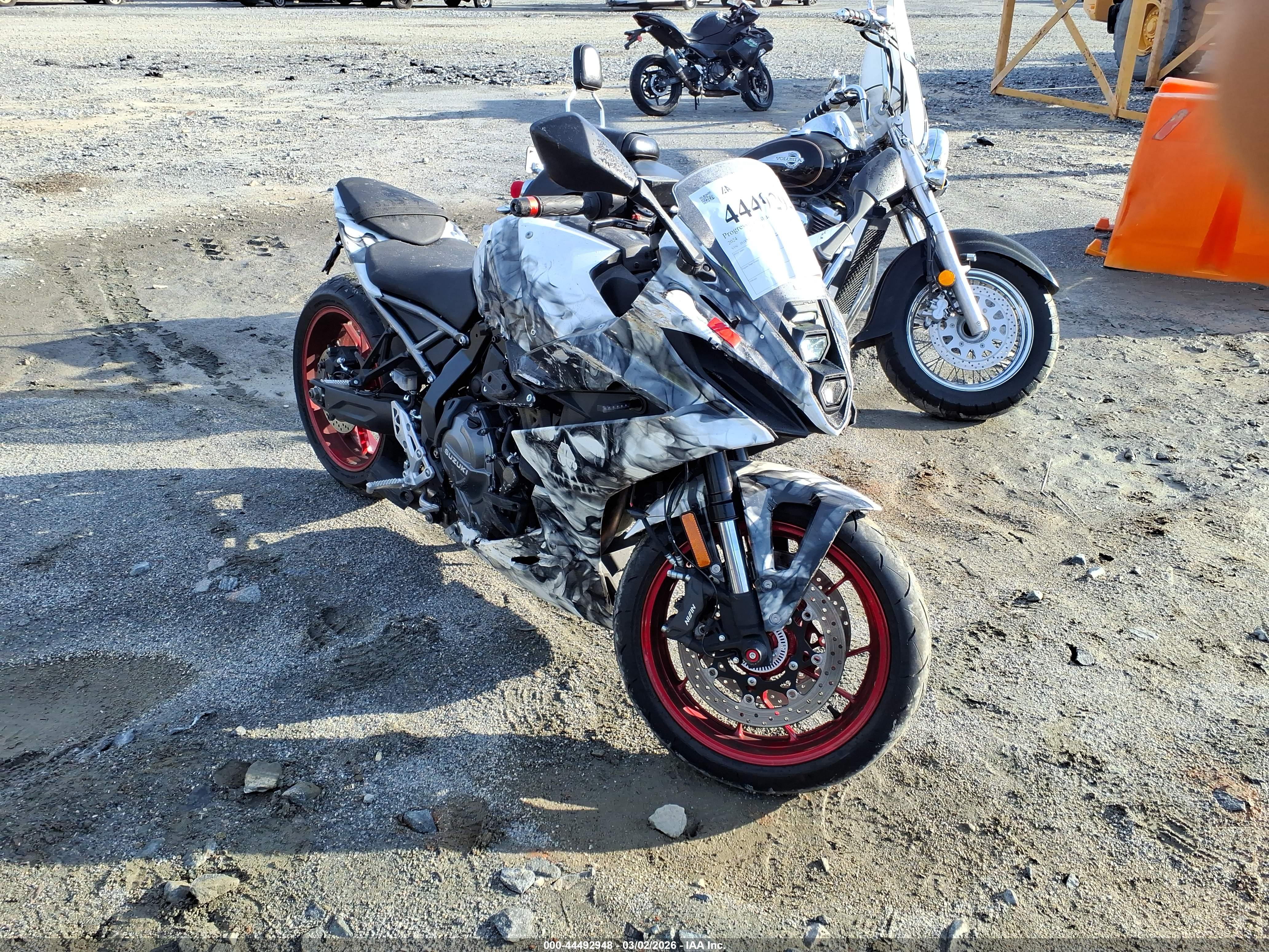 SUZUKI GSX800 image 2