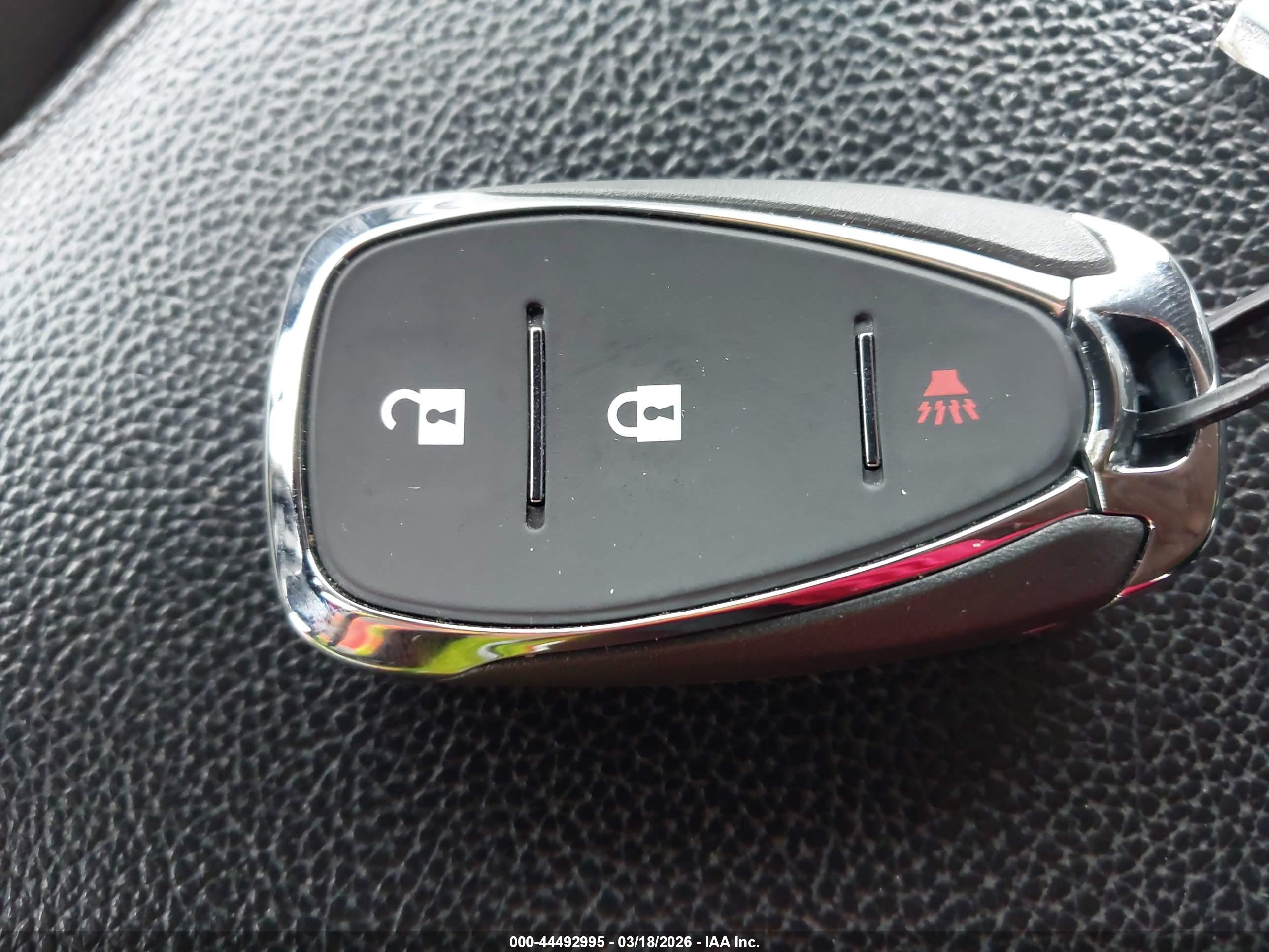 CHEVROLET TRAVERSE image 11