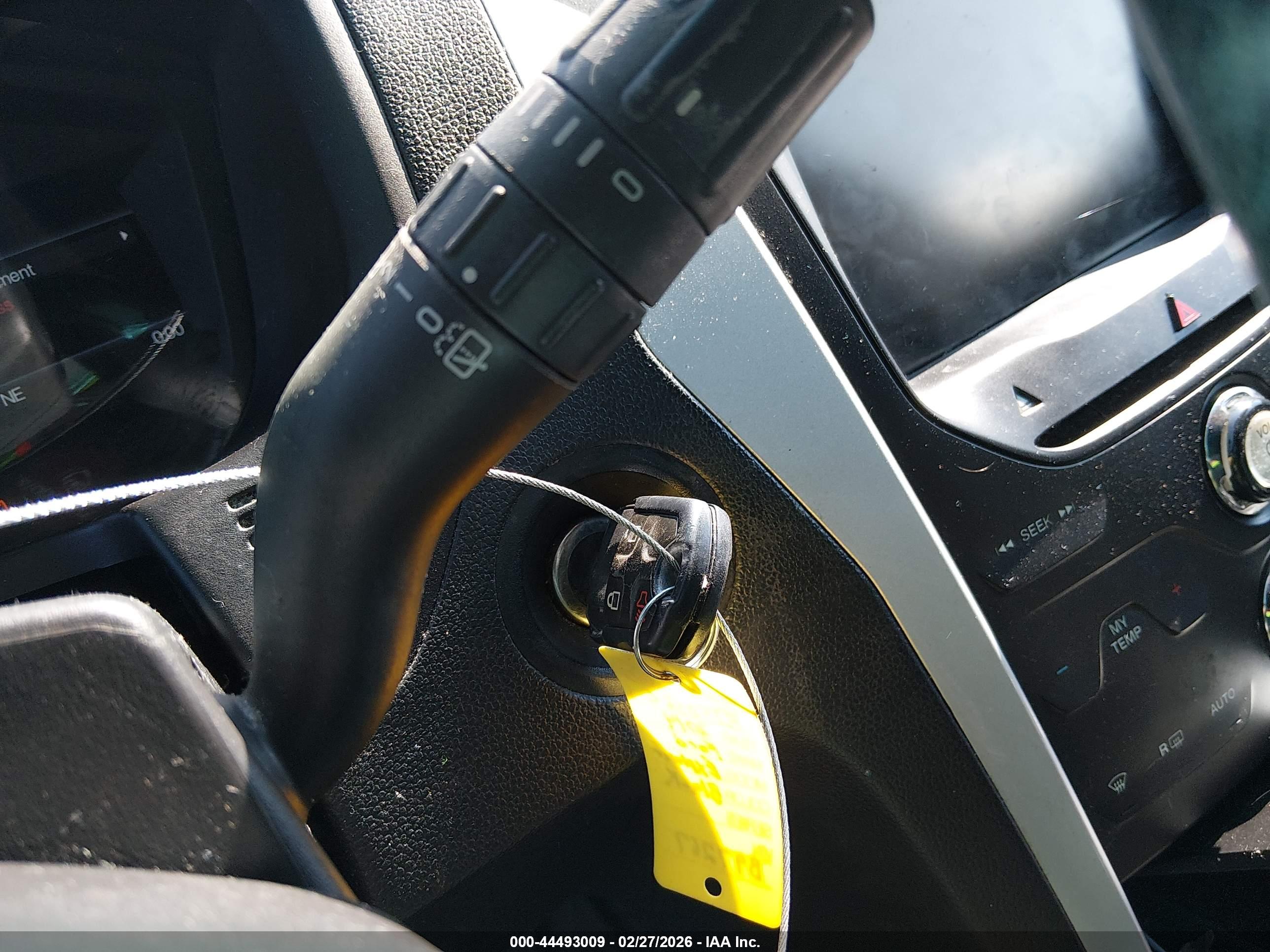 FORD EXPLORER image 11
