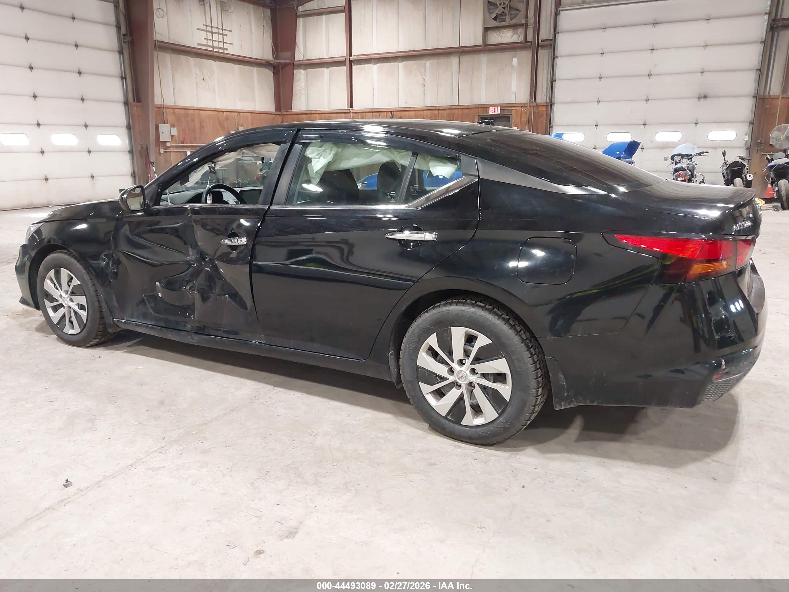 NISSAN ALTIMA image 3