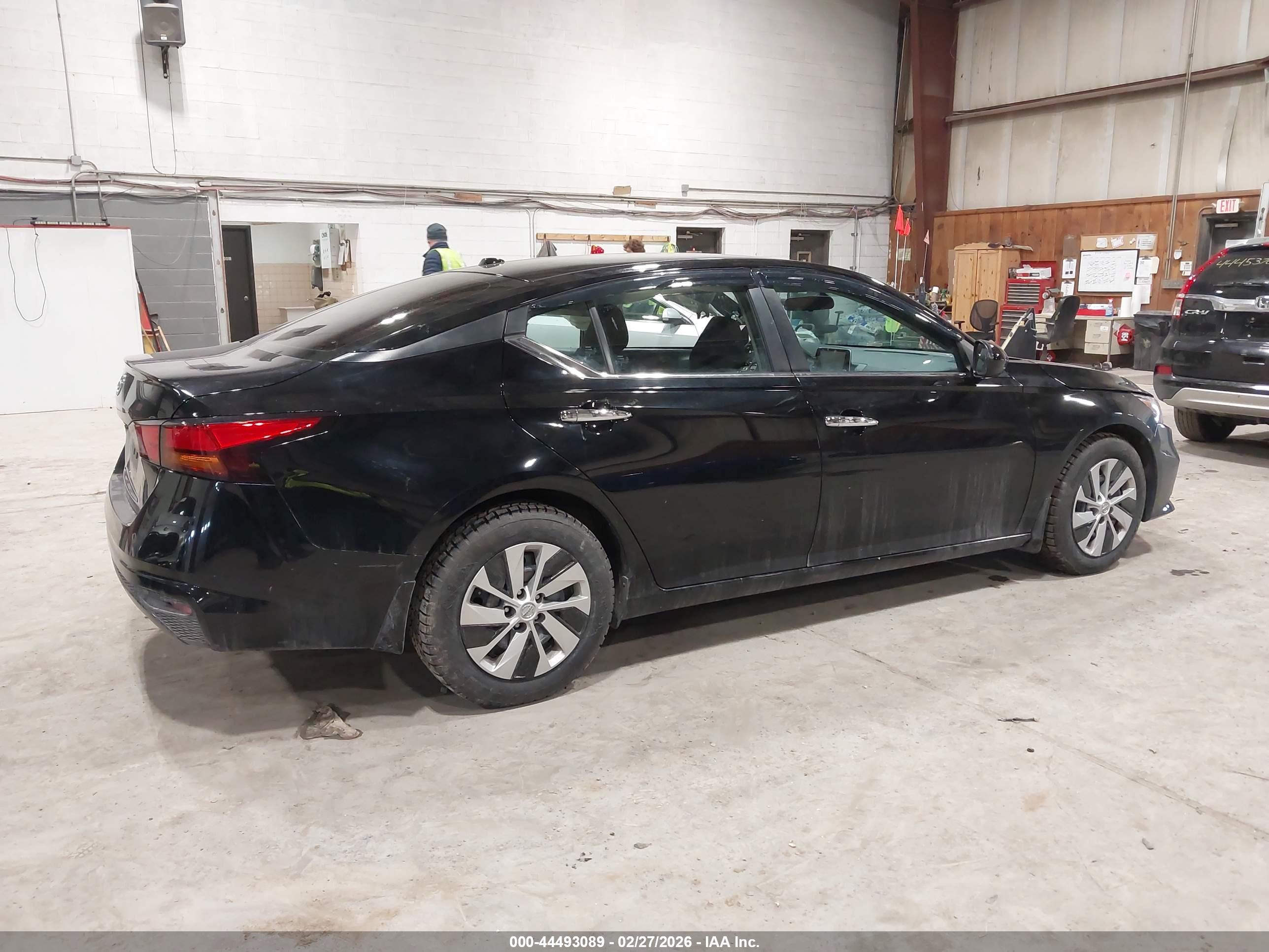 NISSAN ALTIMA image 4