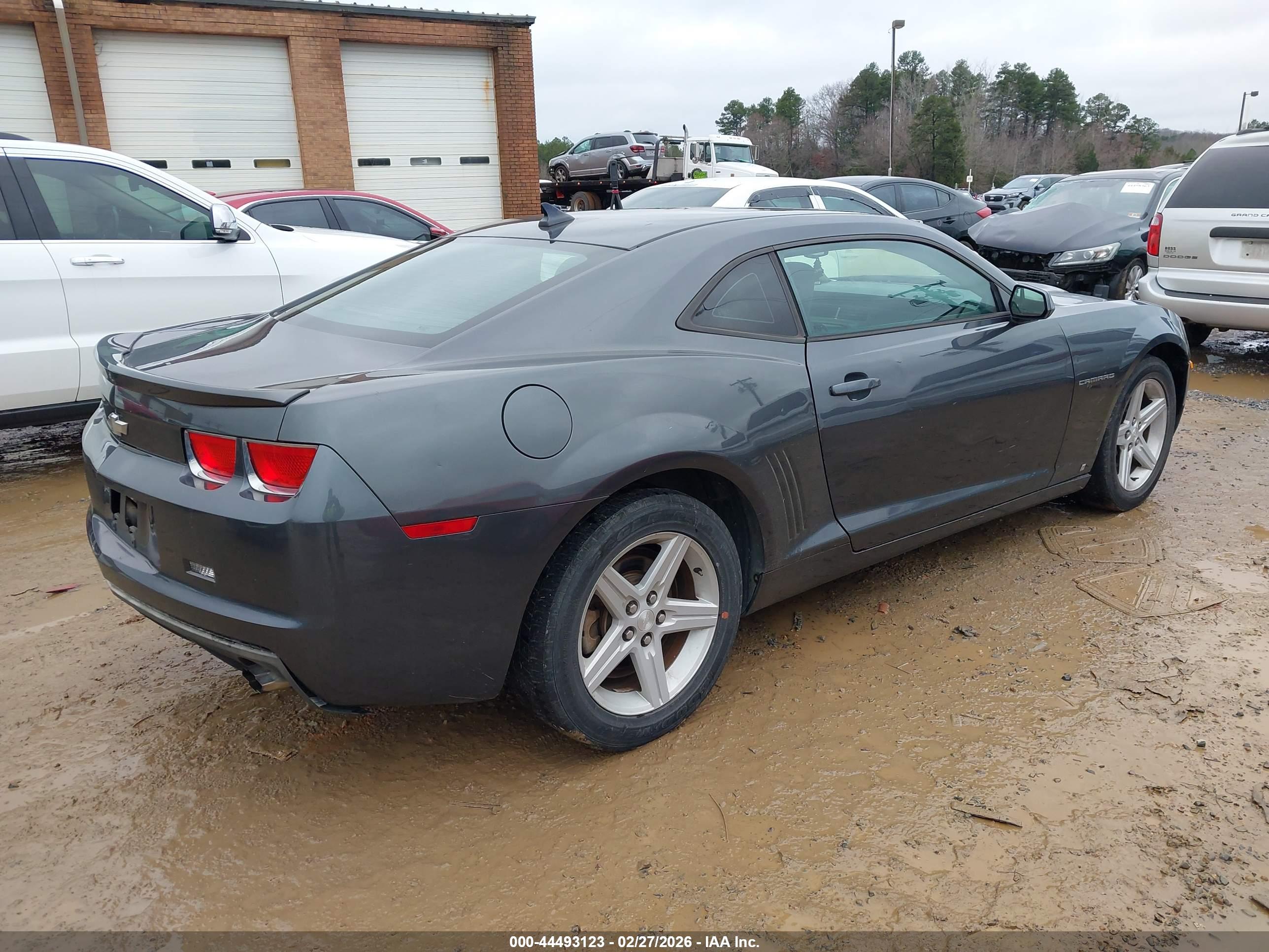CHEVROLET CAMARO image 4