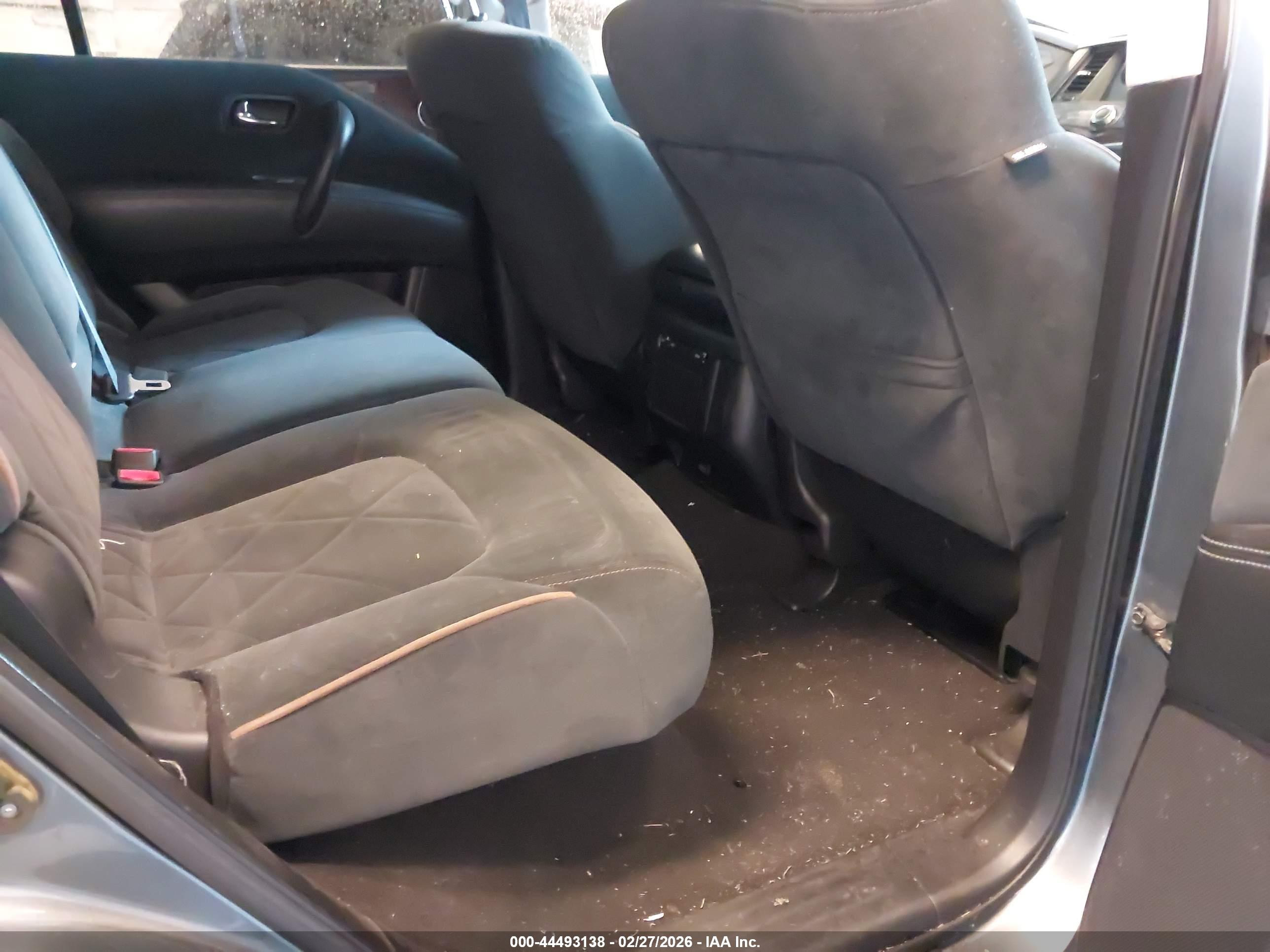 NISSAN ARMADA image 8