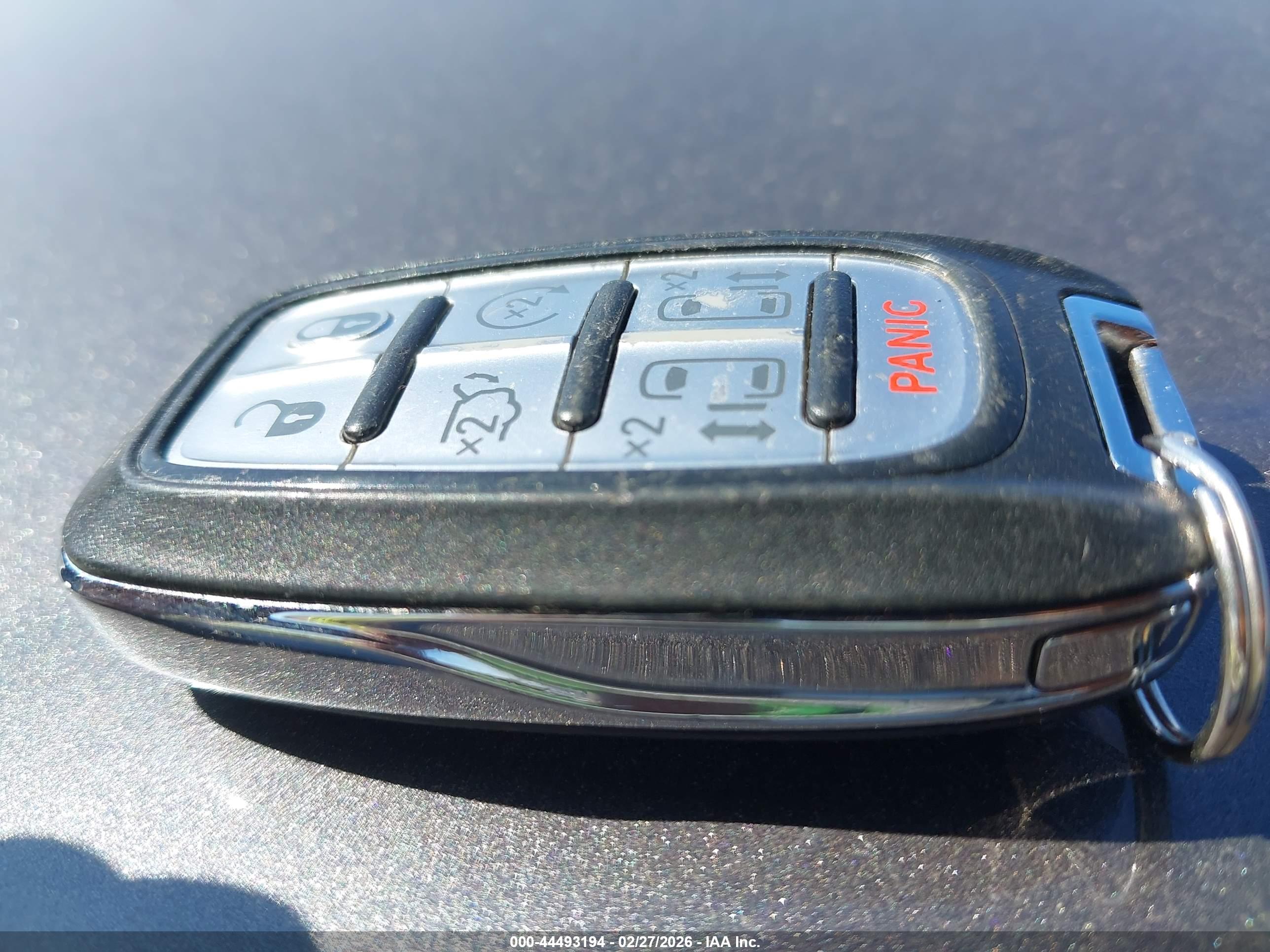 CHRYSLER PACIFICA image 11