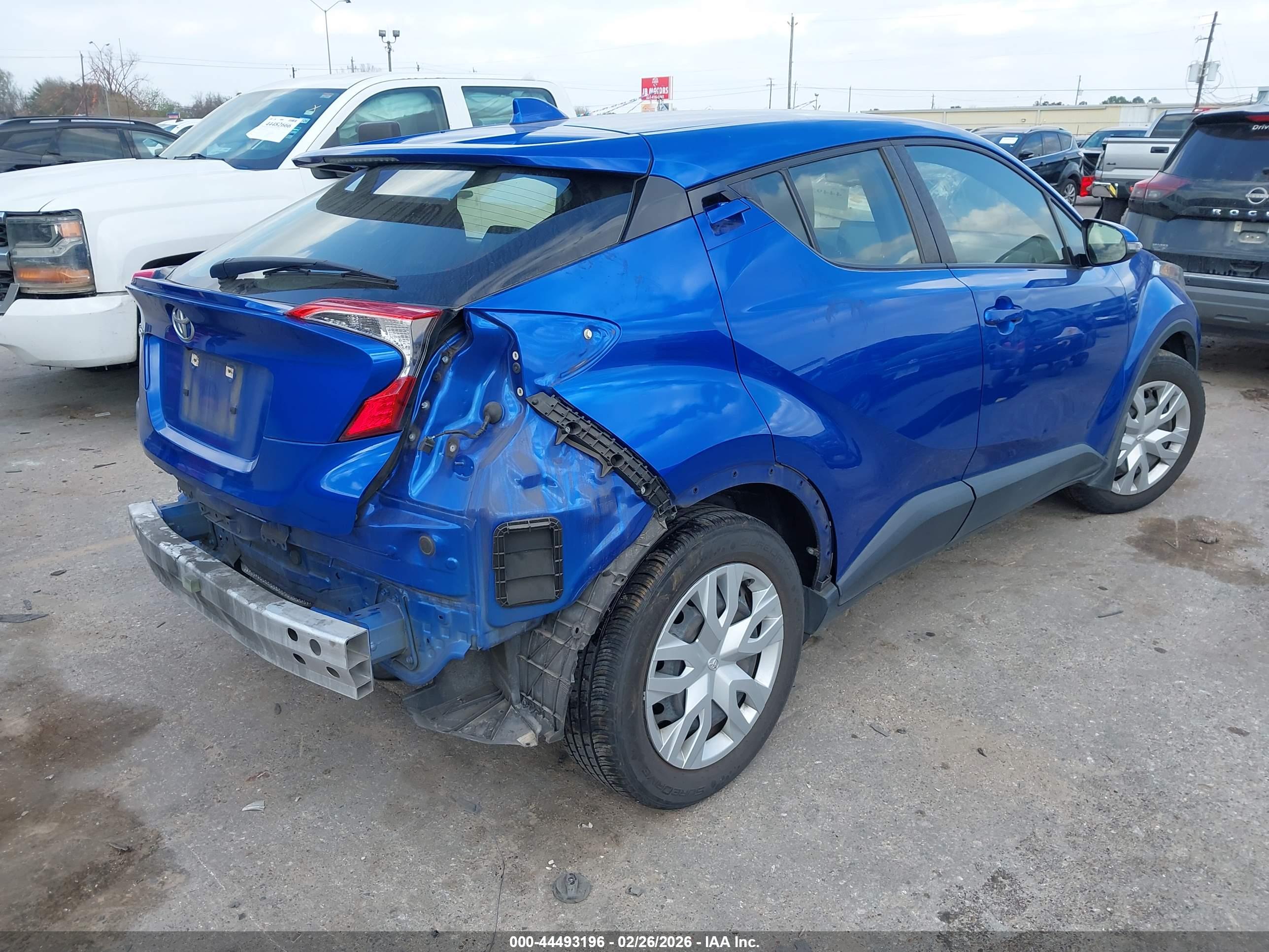 TOYOTA C-HR image 4