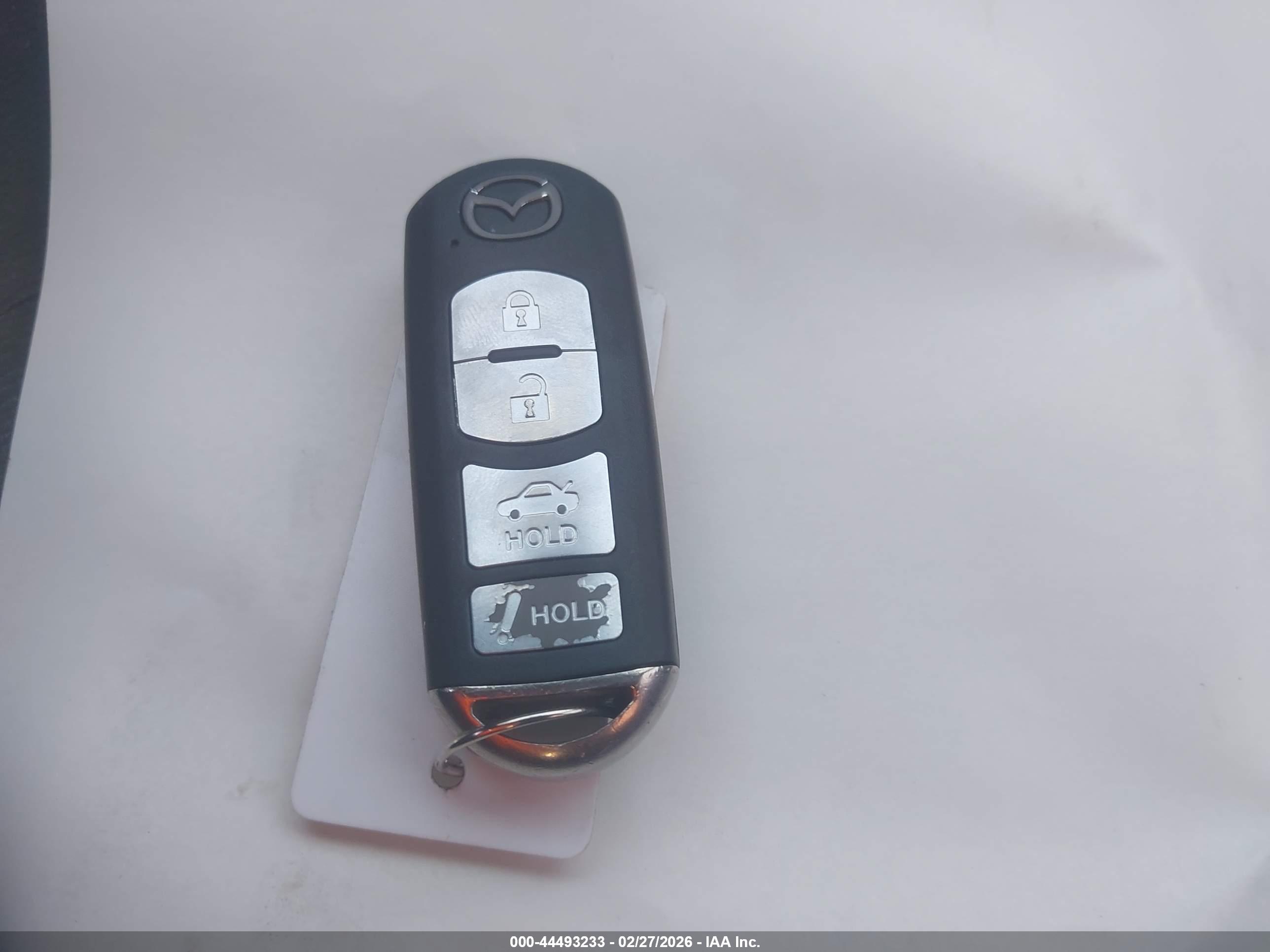 MAZDA MAZDA3 image 11