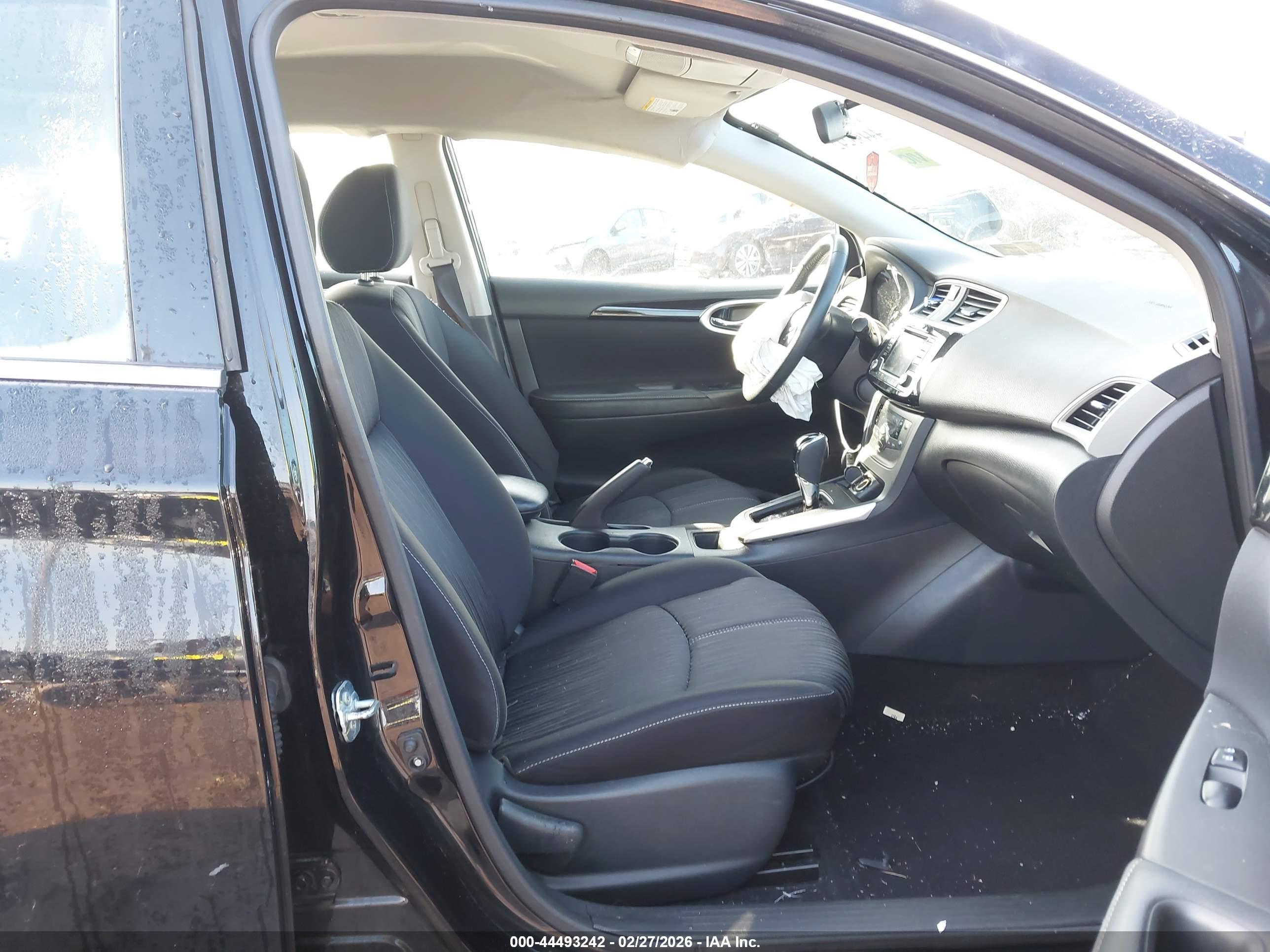 NISSAN SENTRA image 5