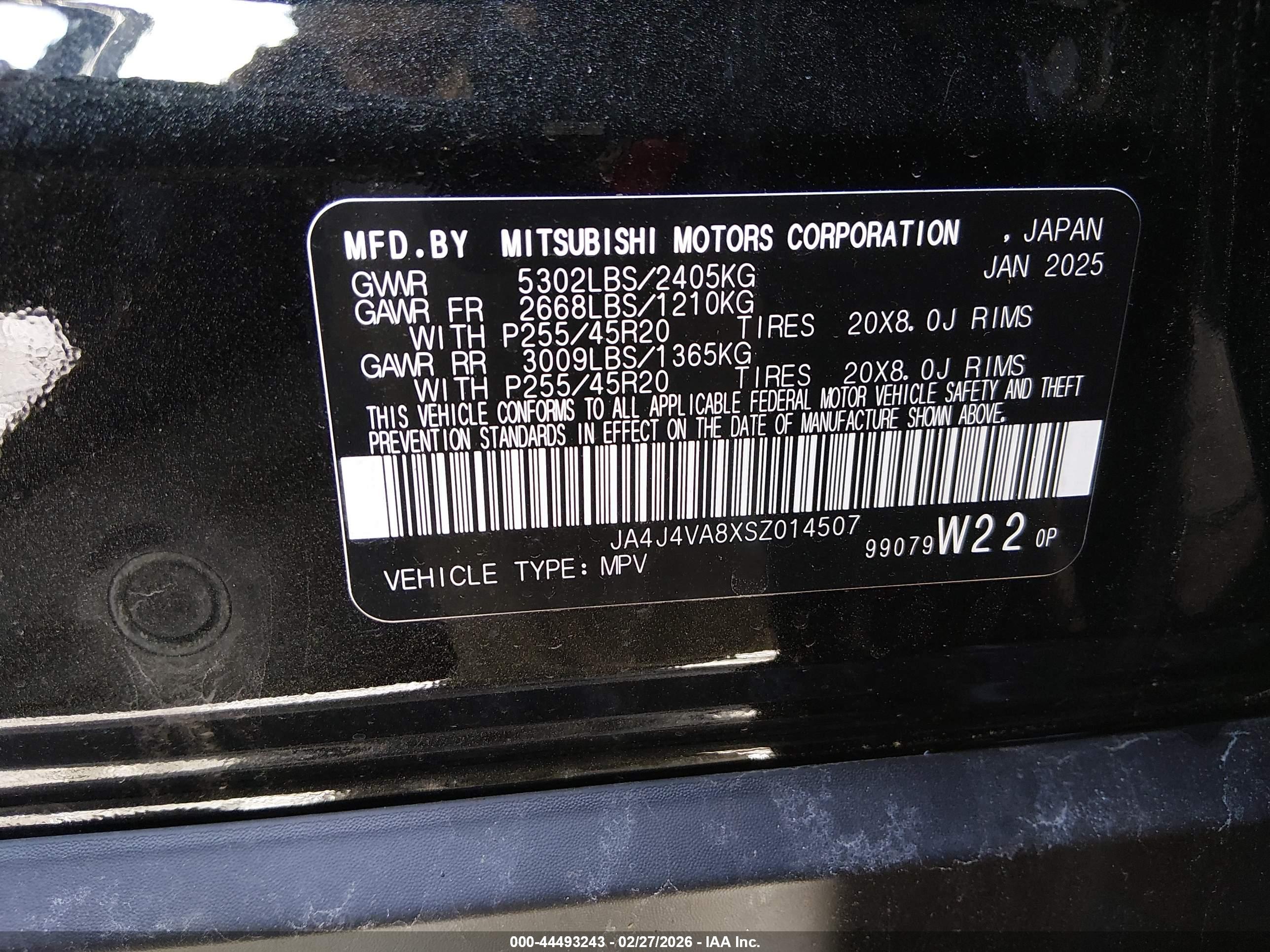 MITSUBISHI OUTLANDER image 9