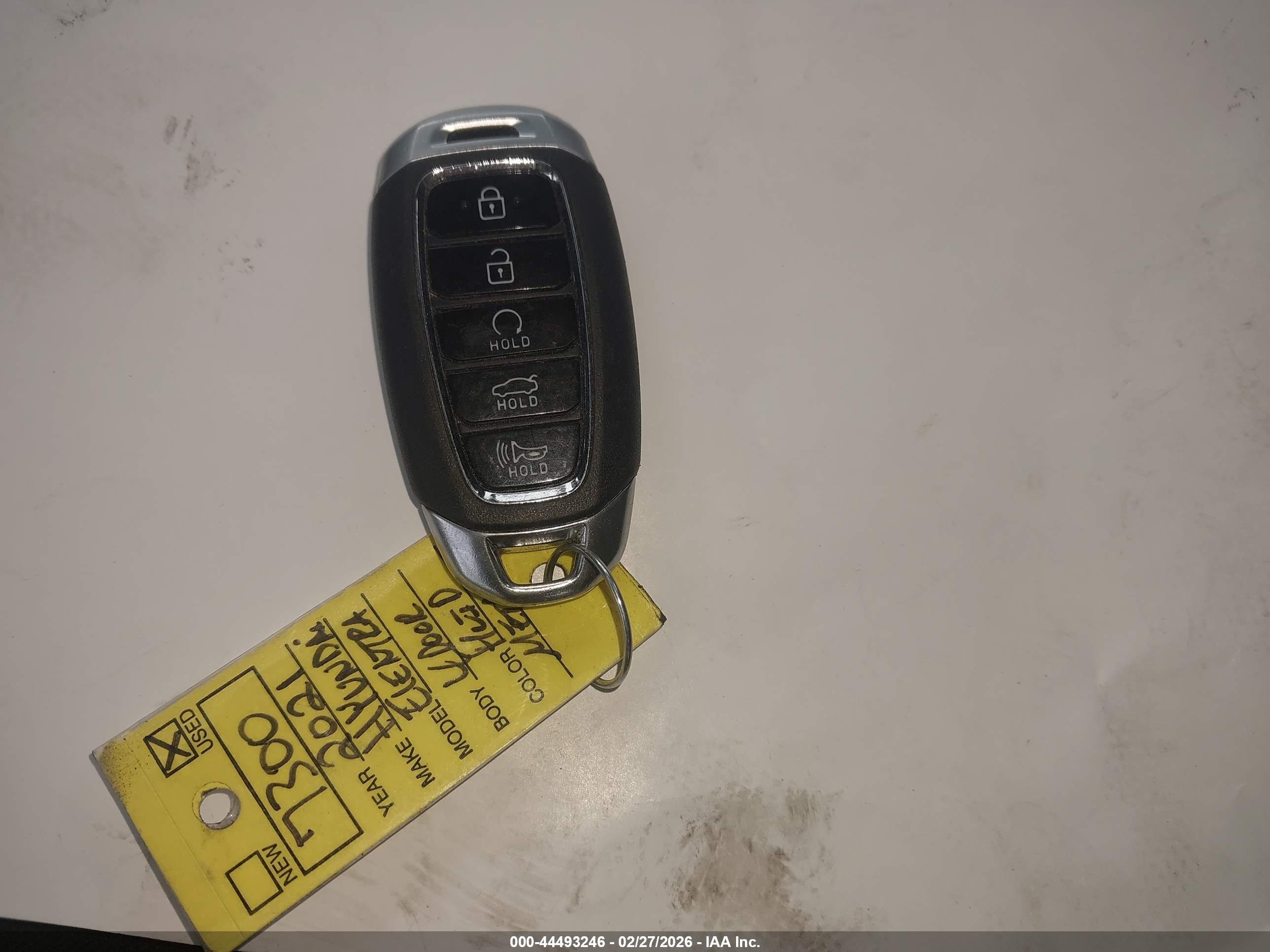 HYUNDAI ELANTRA image 11