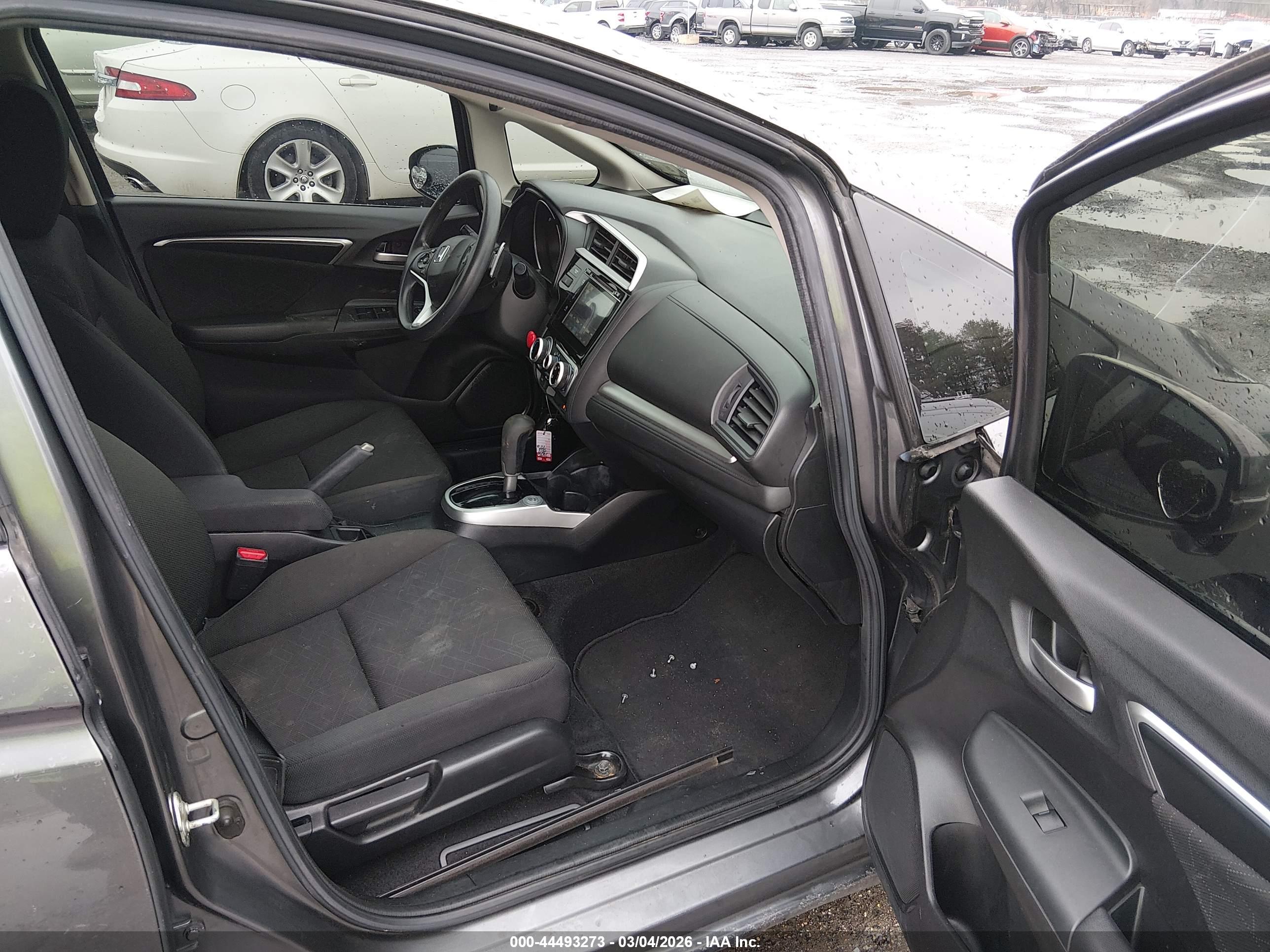 HONDA FIT image 5