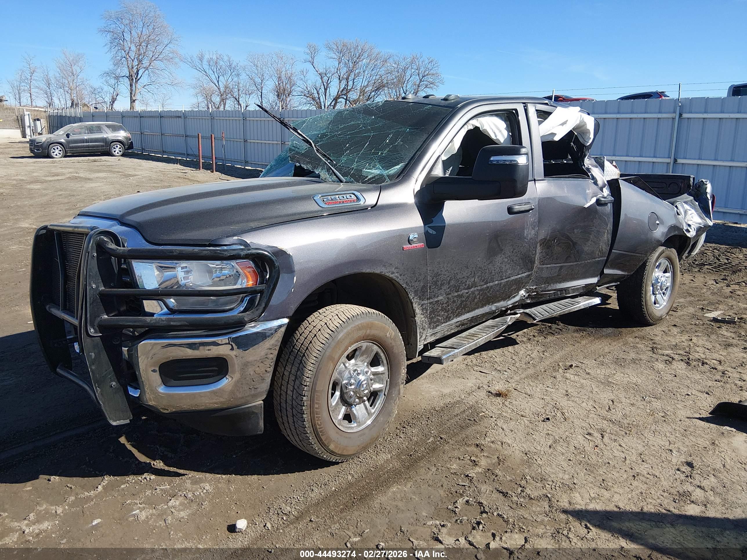 RAM 2500 image 2