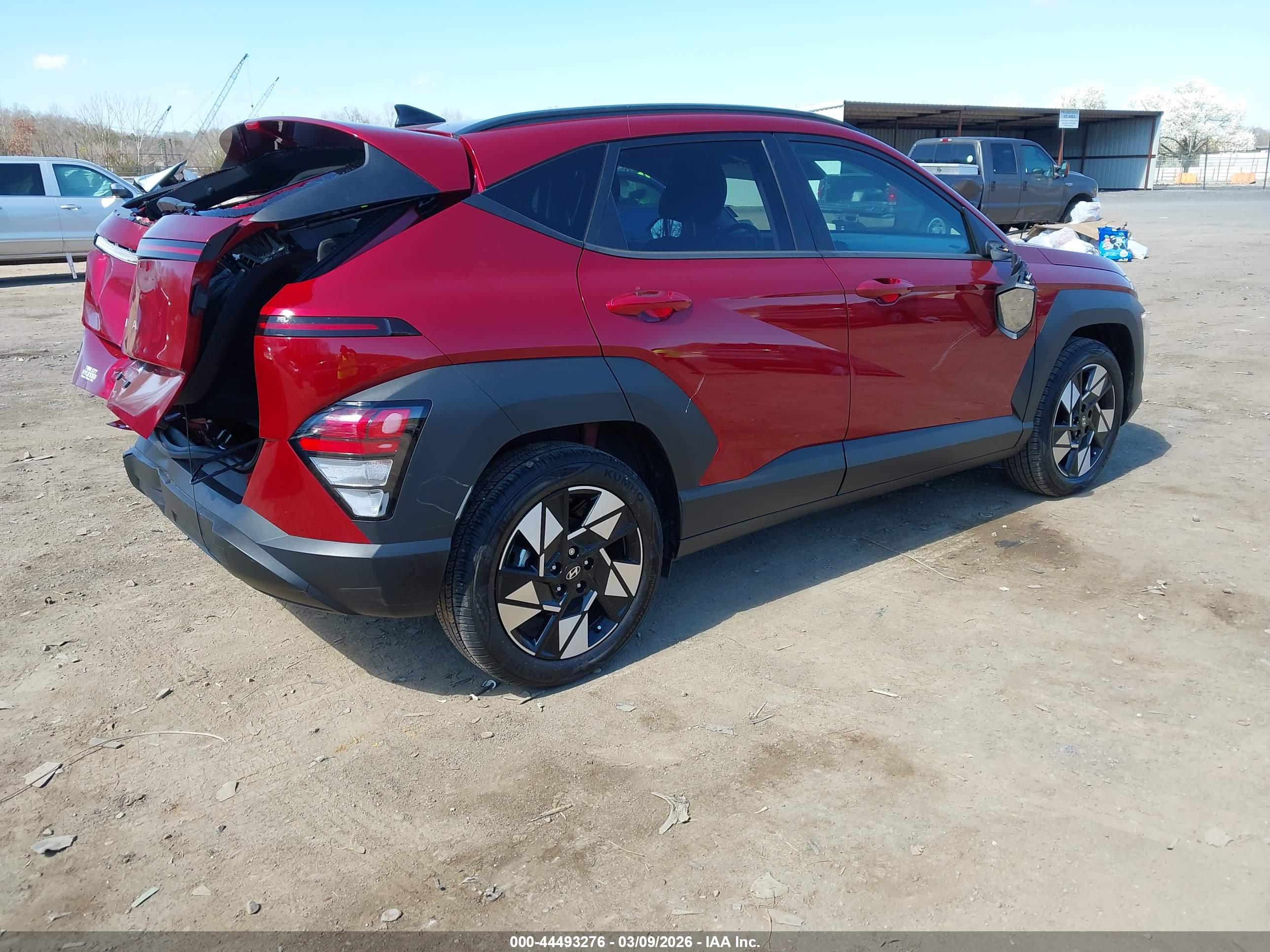 HYUNDAI KONA image 4