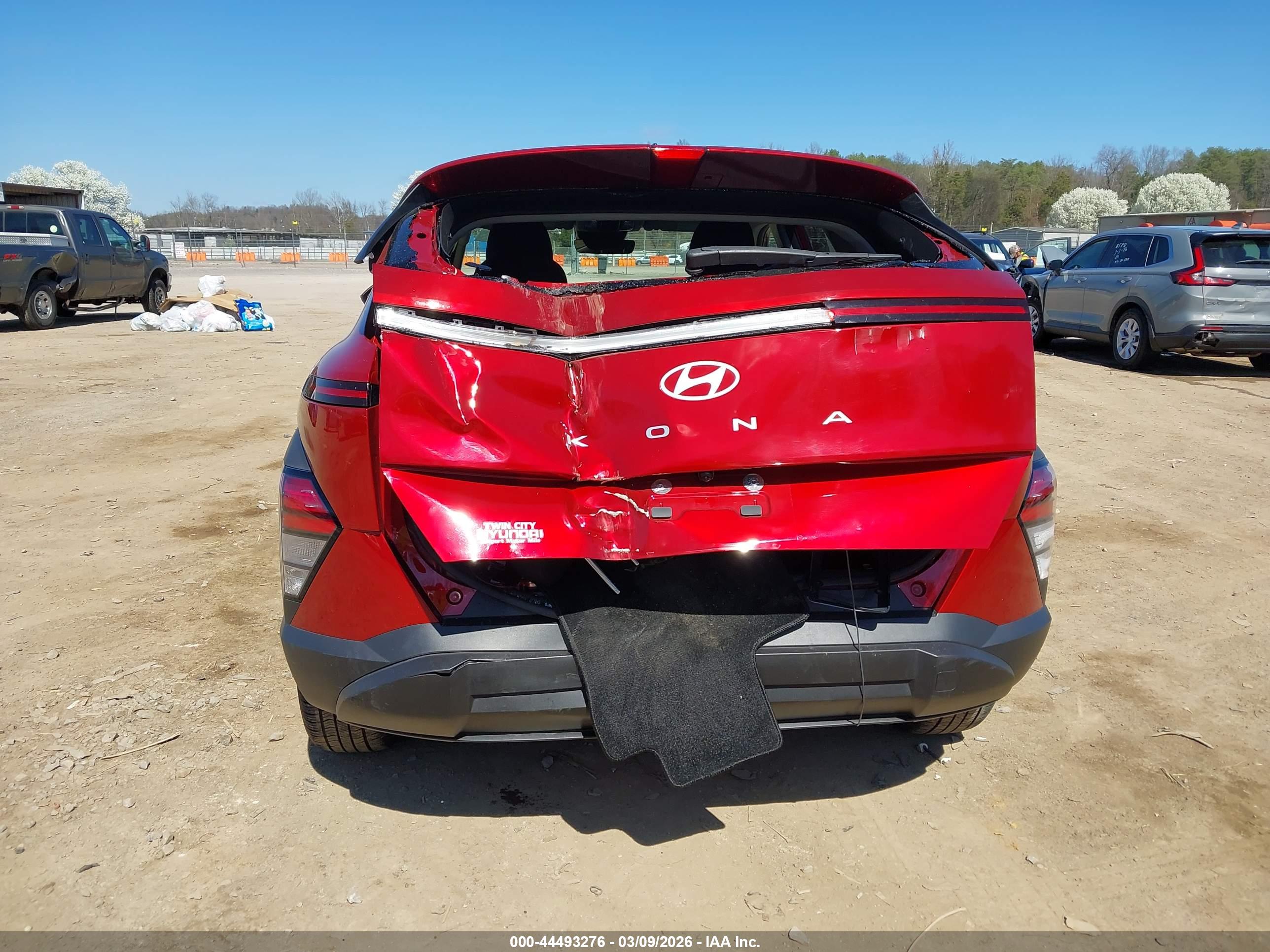 HYUNDAI KONA image 6