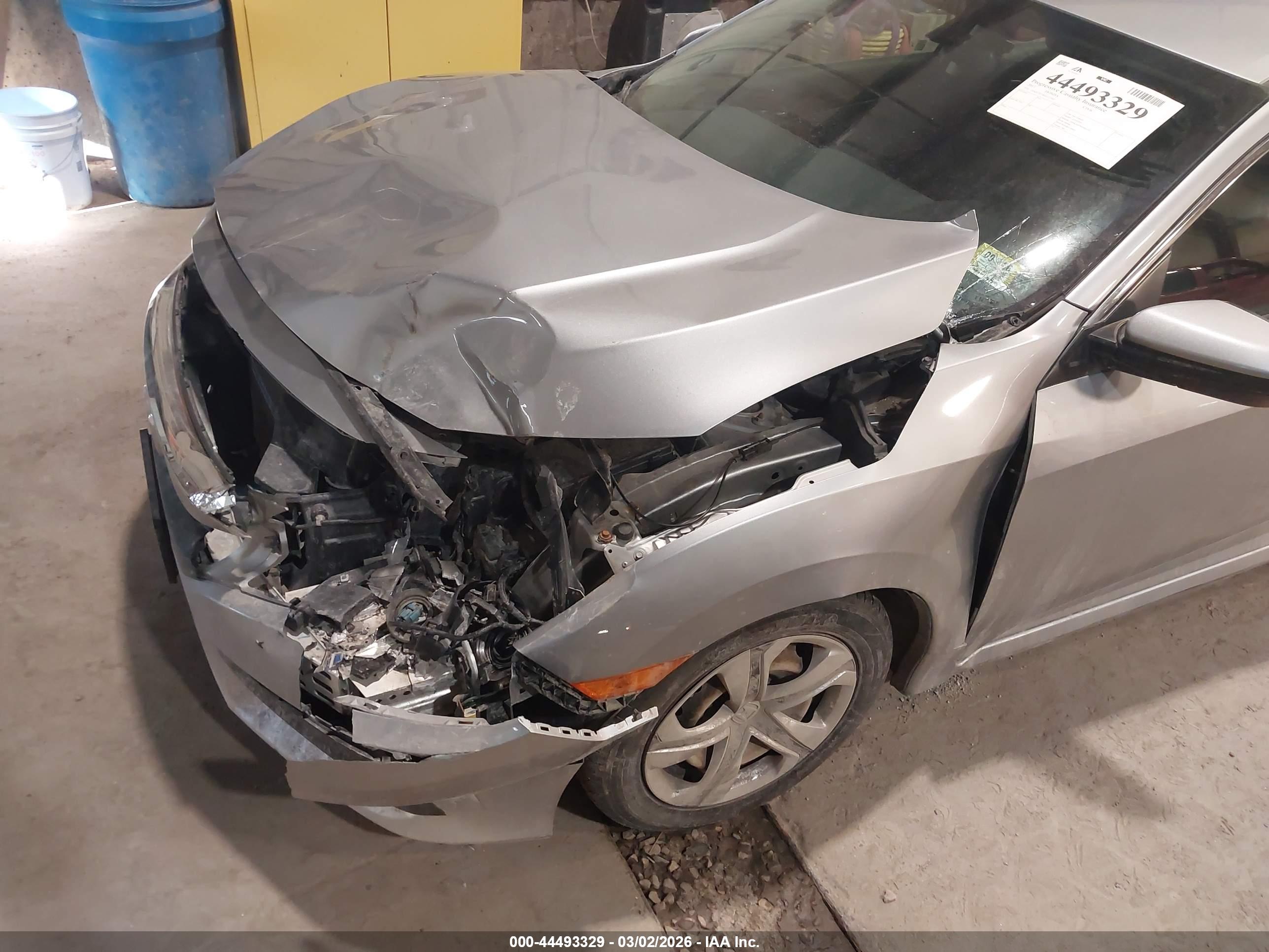 HONDA CIVIC image 6