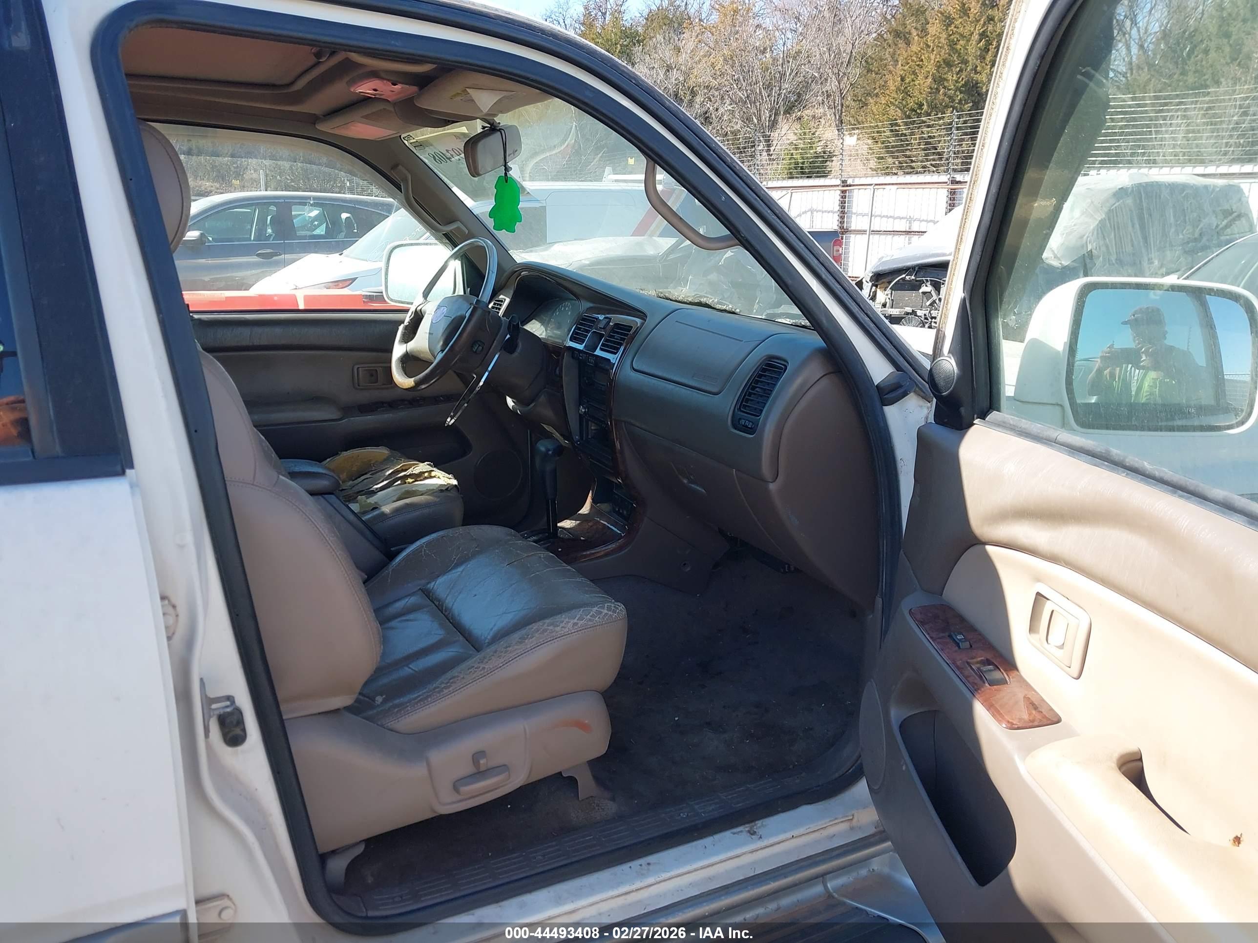 TOYOTA 4RUNNER image 5