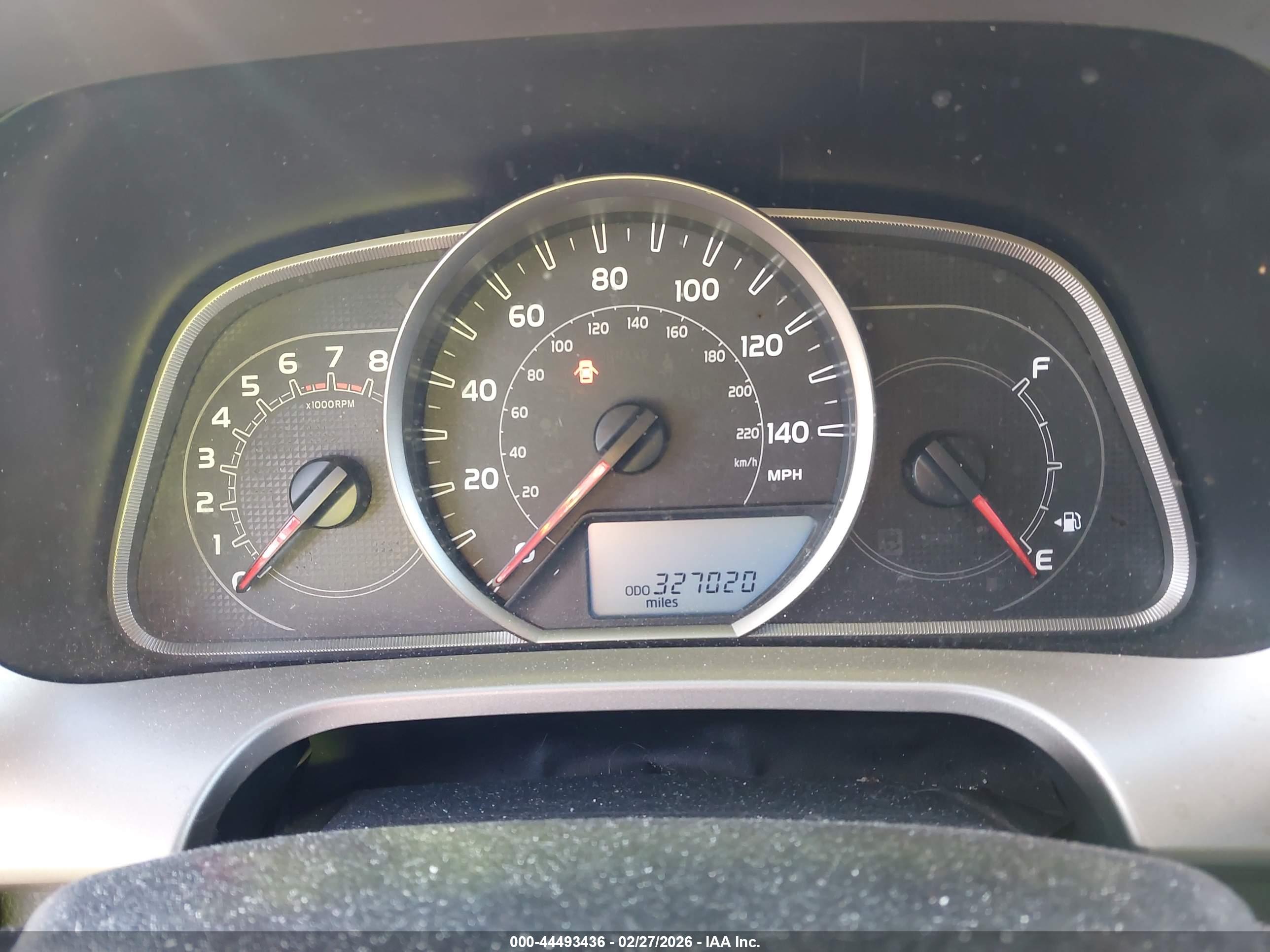 TOYOTA RAV4 image 7