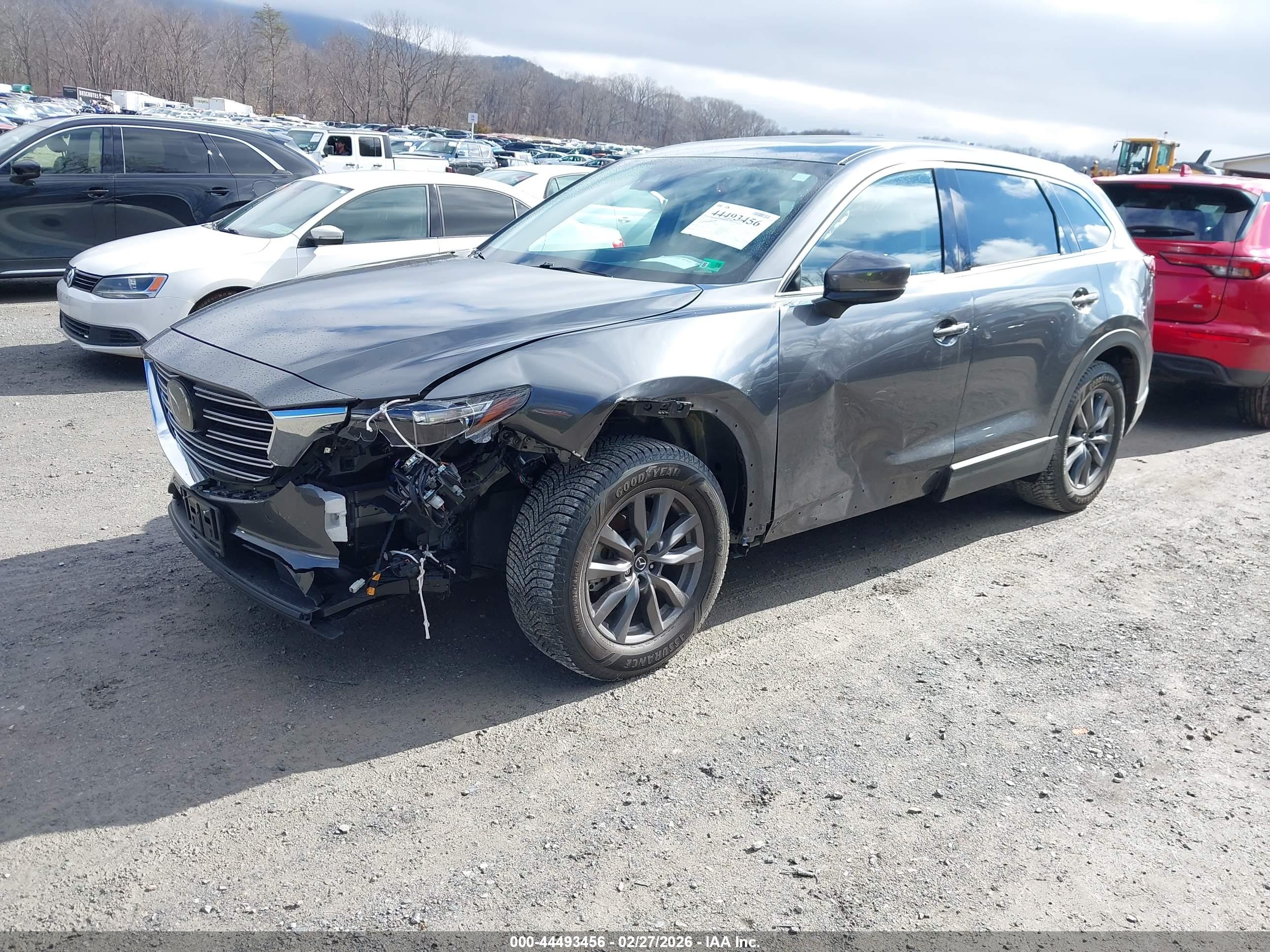 MAZDA CX-9 image 2