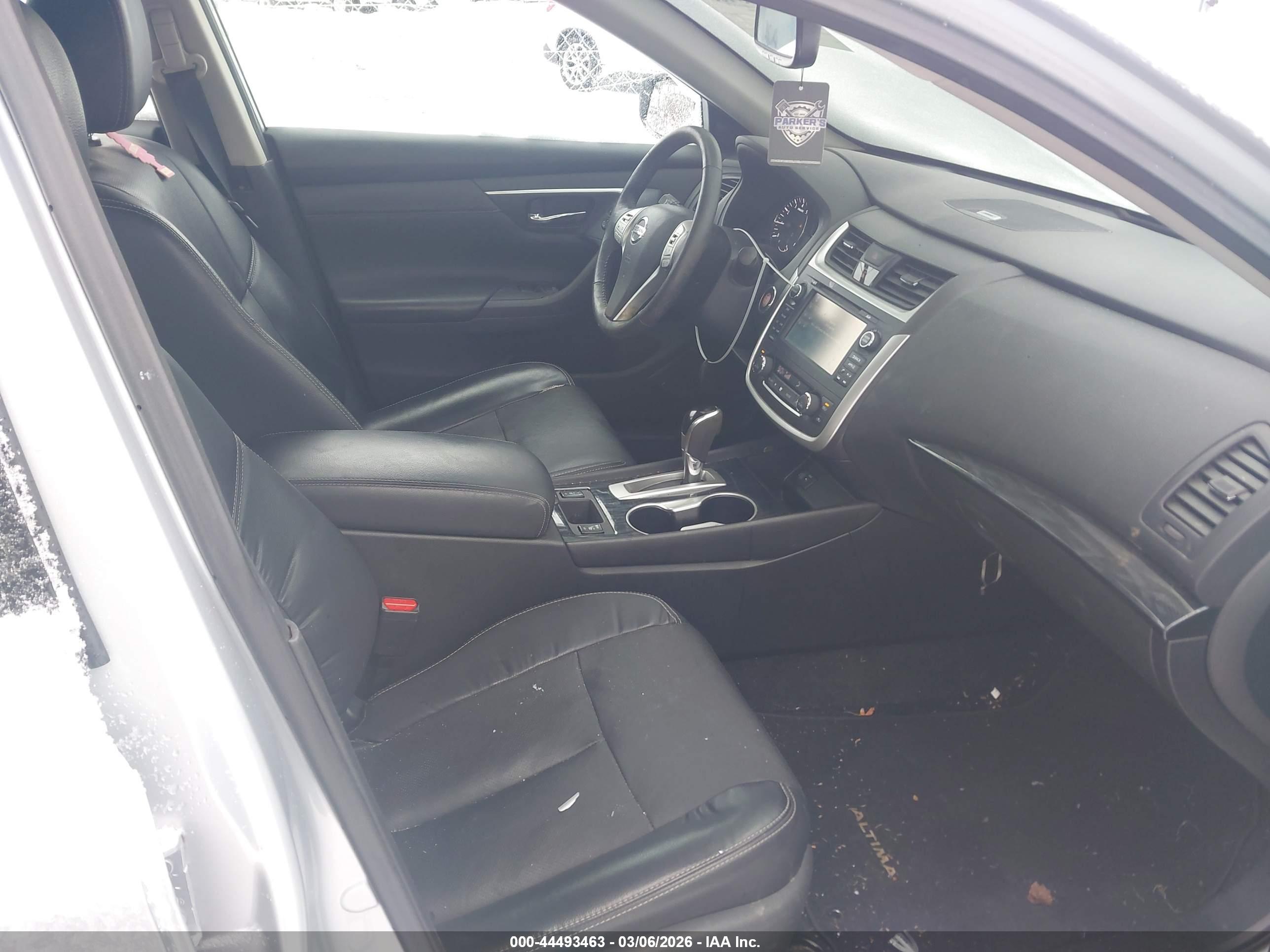 NISSAN ALTIMA image 5