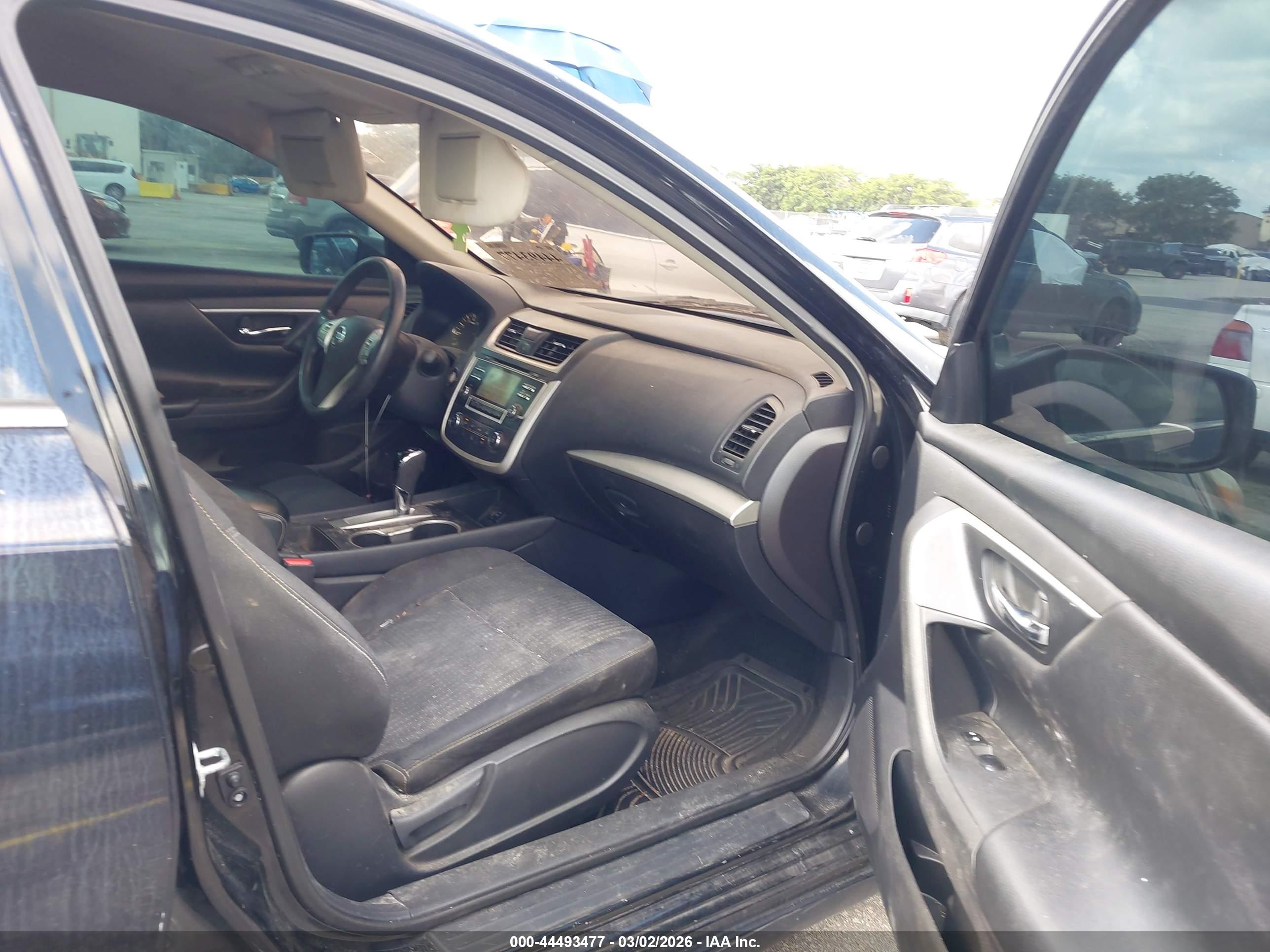 NISSAN ALTIMA image 5