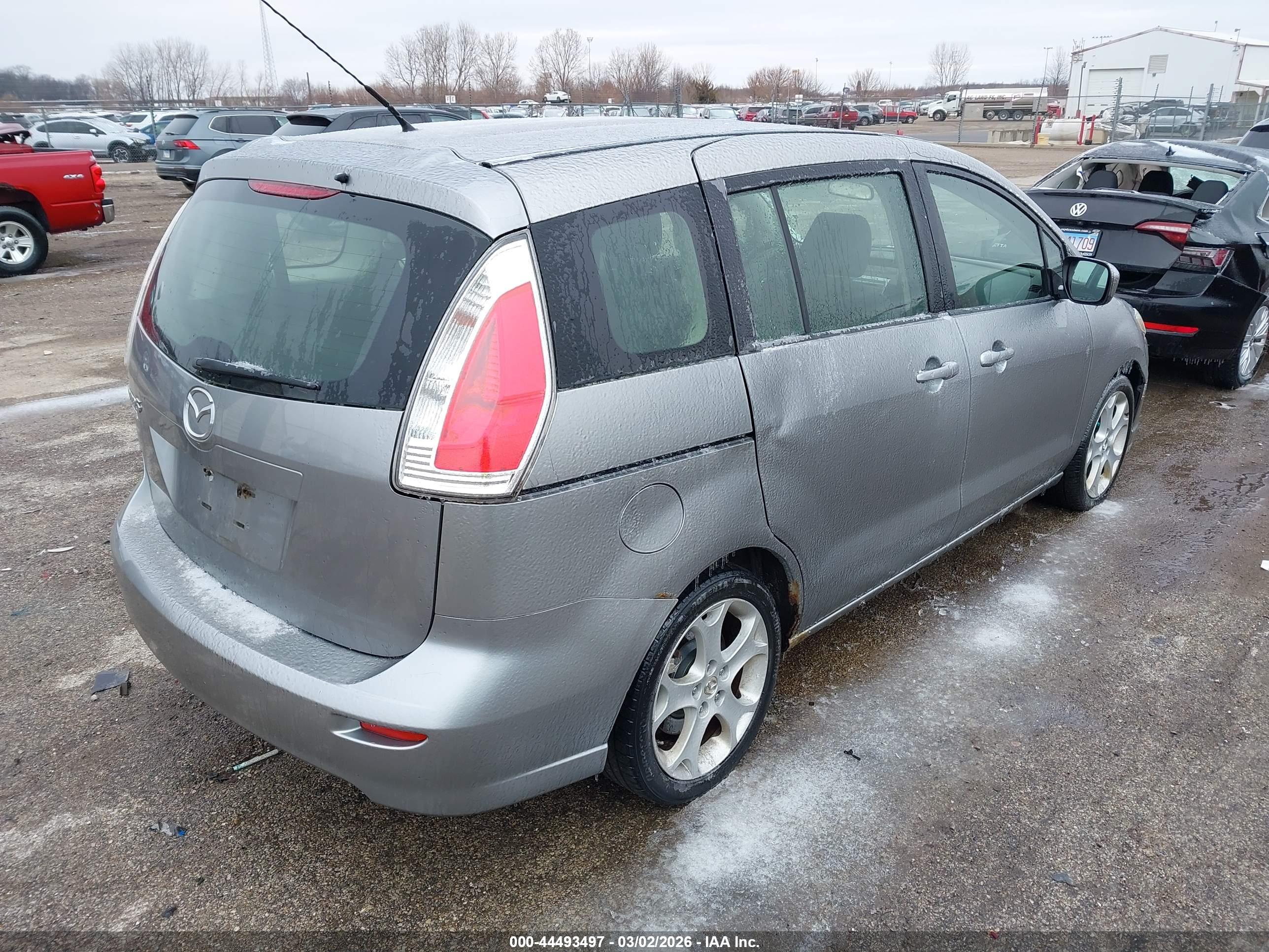 MAZDA MAZDA5 image 4