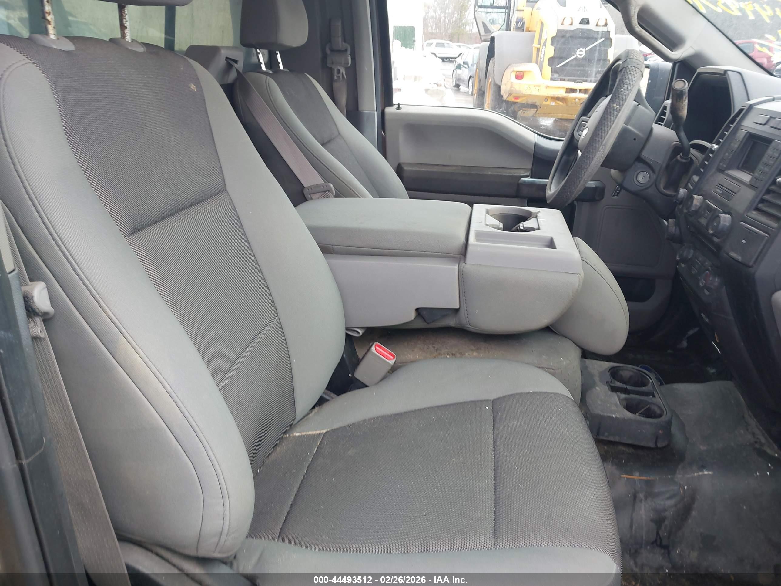 FORD F-150 image 8