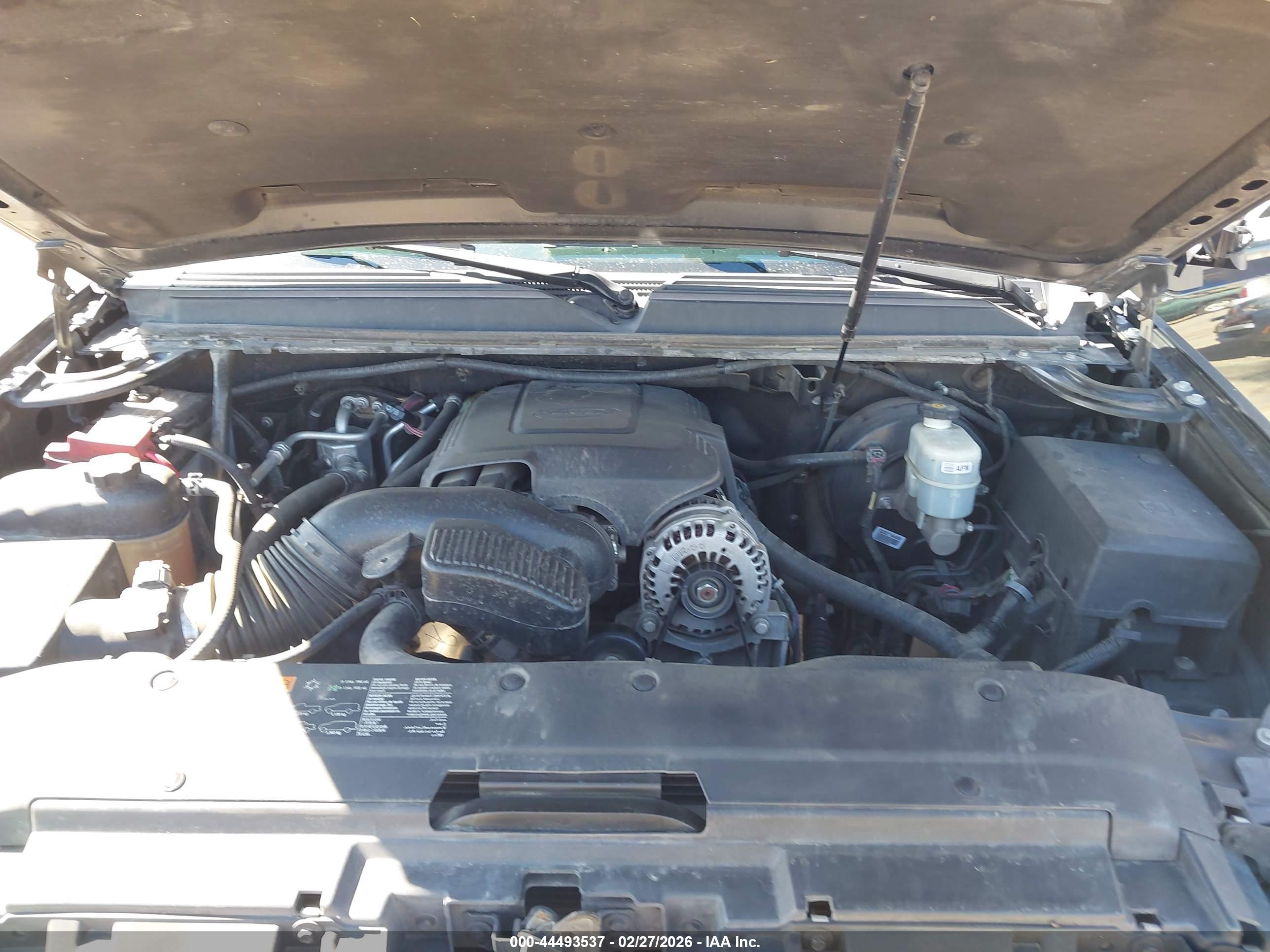 GMC YUKON image 10