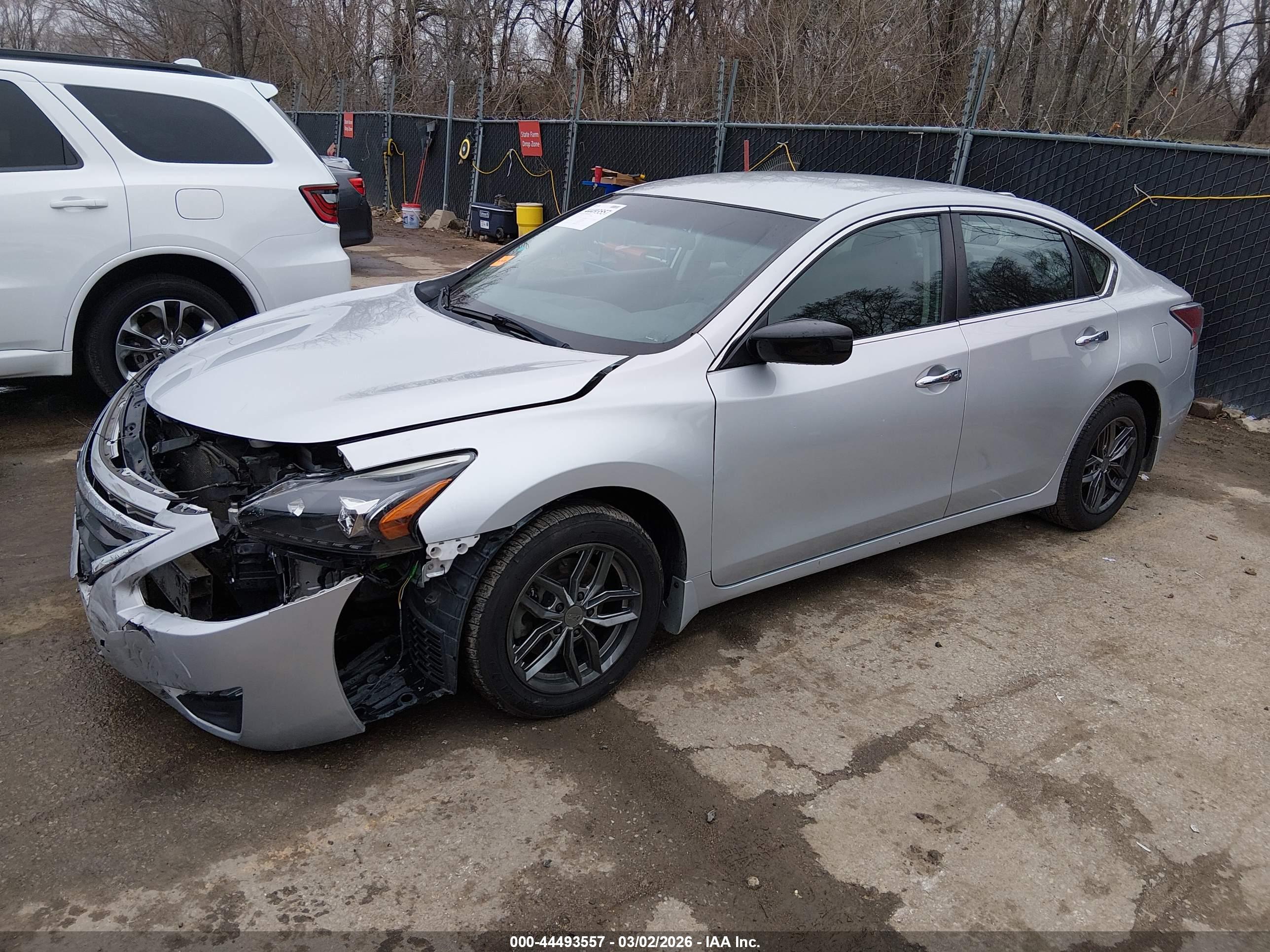 NISSAN ALTIMA image 2