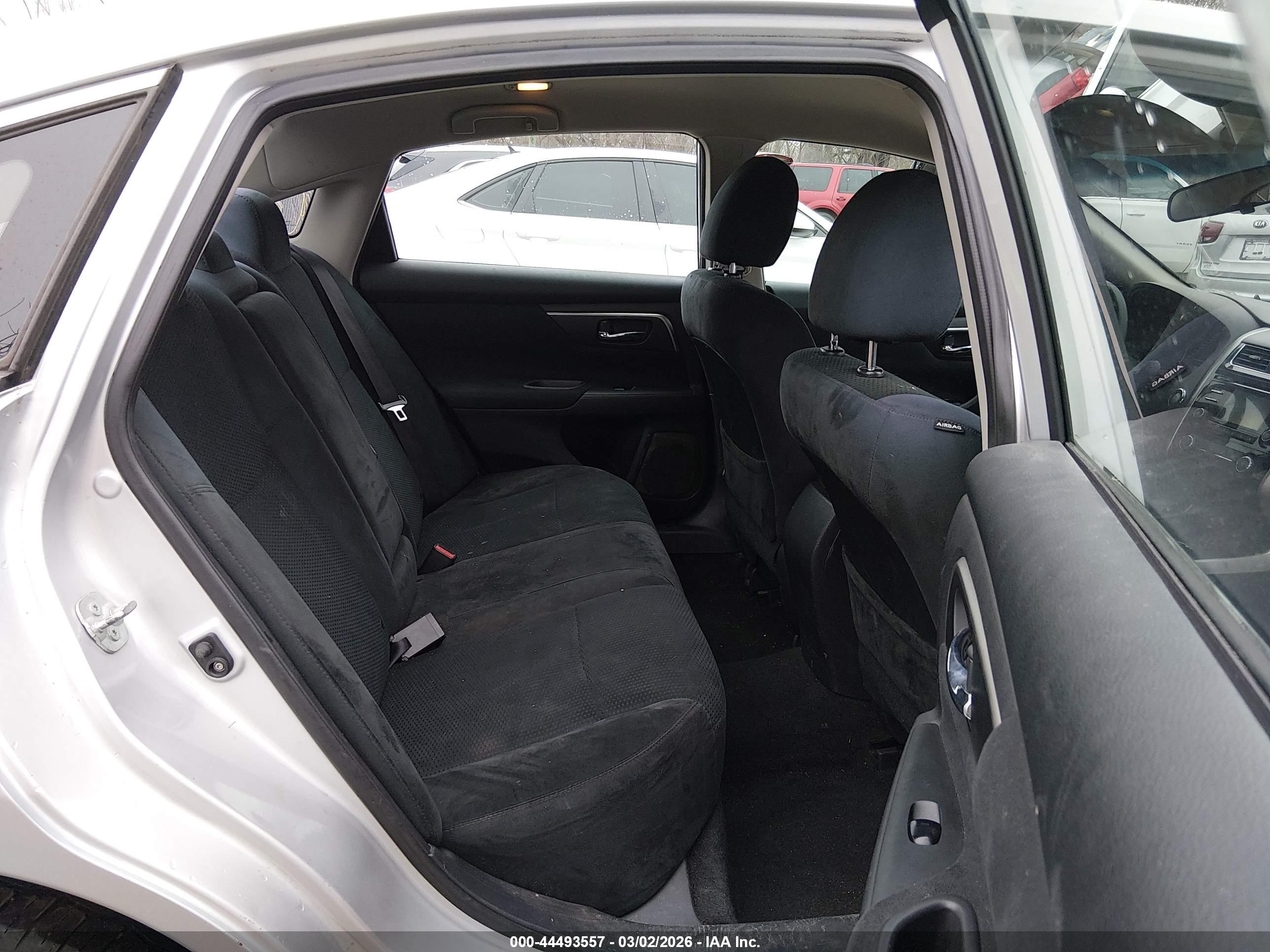 NISSAN ALTIMA image 8
