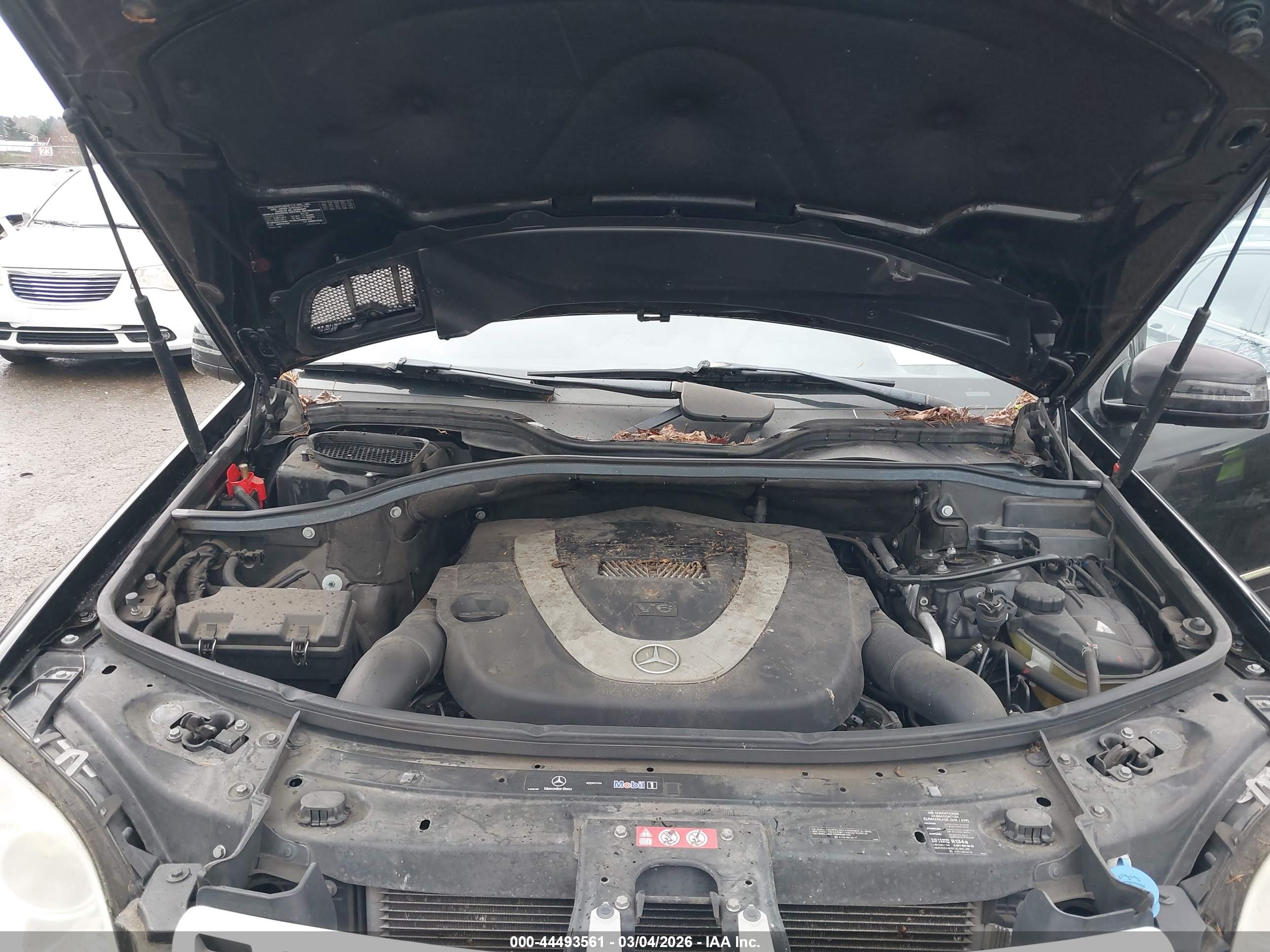 MERCEDES-BENZ ML image 10