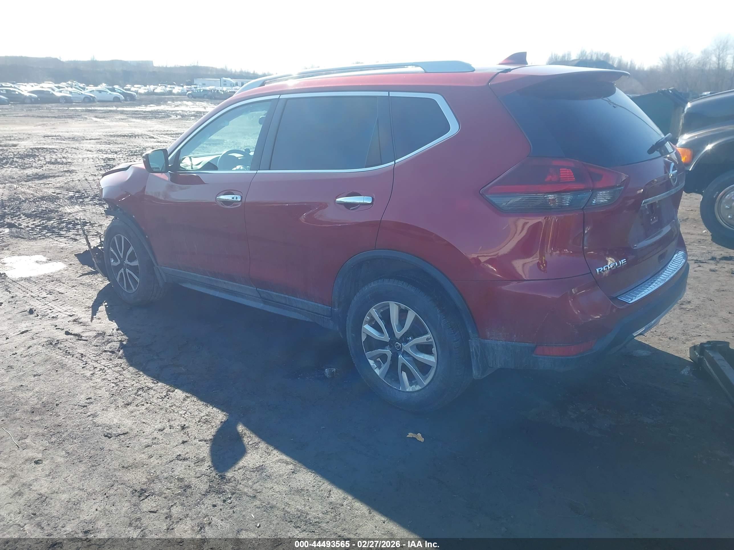 NISSAN ROGUE image 3