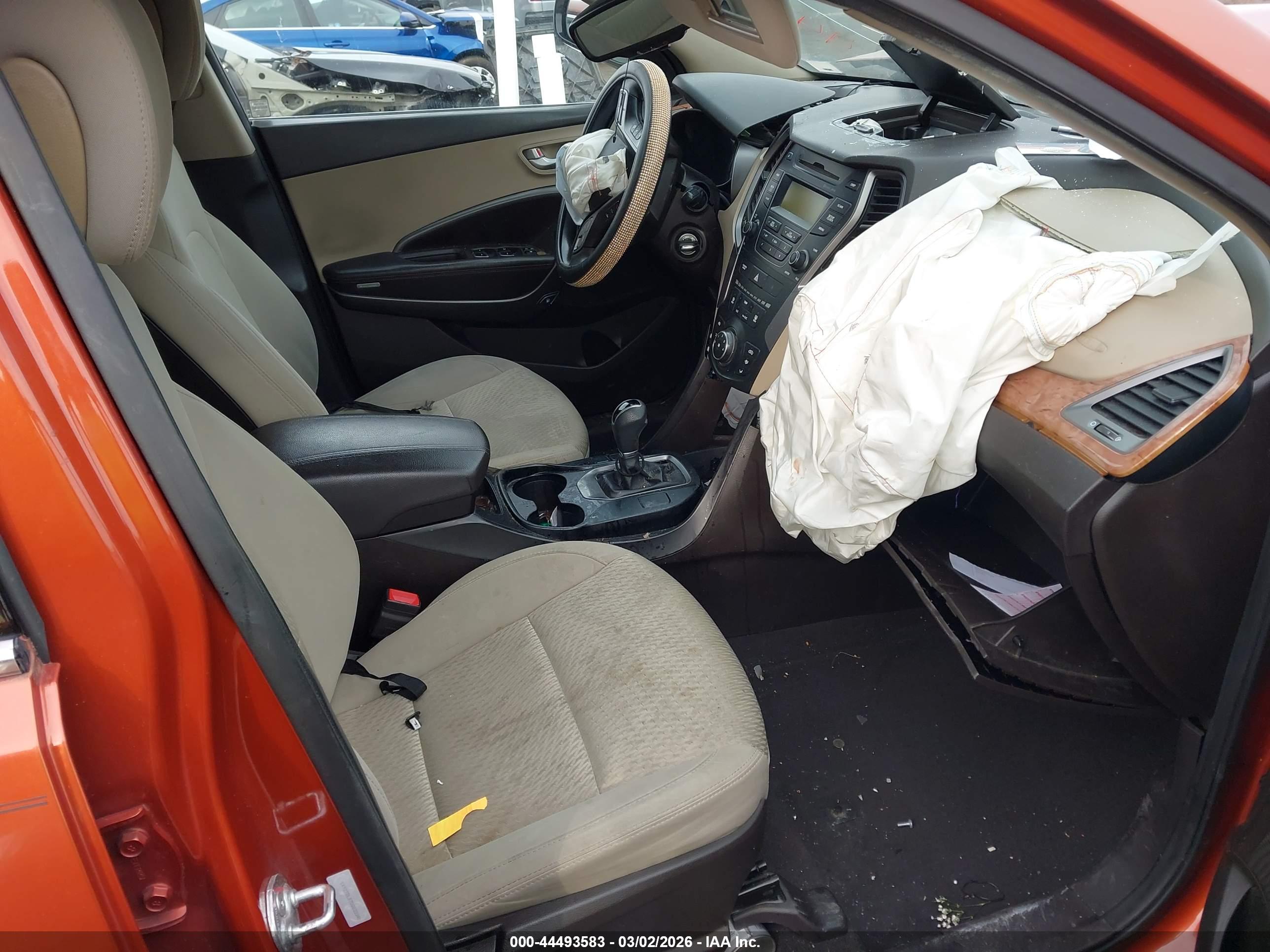 HYUNDAI SANTA image 5