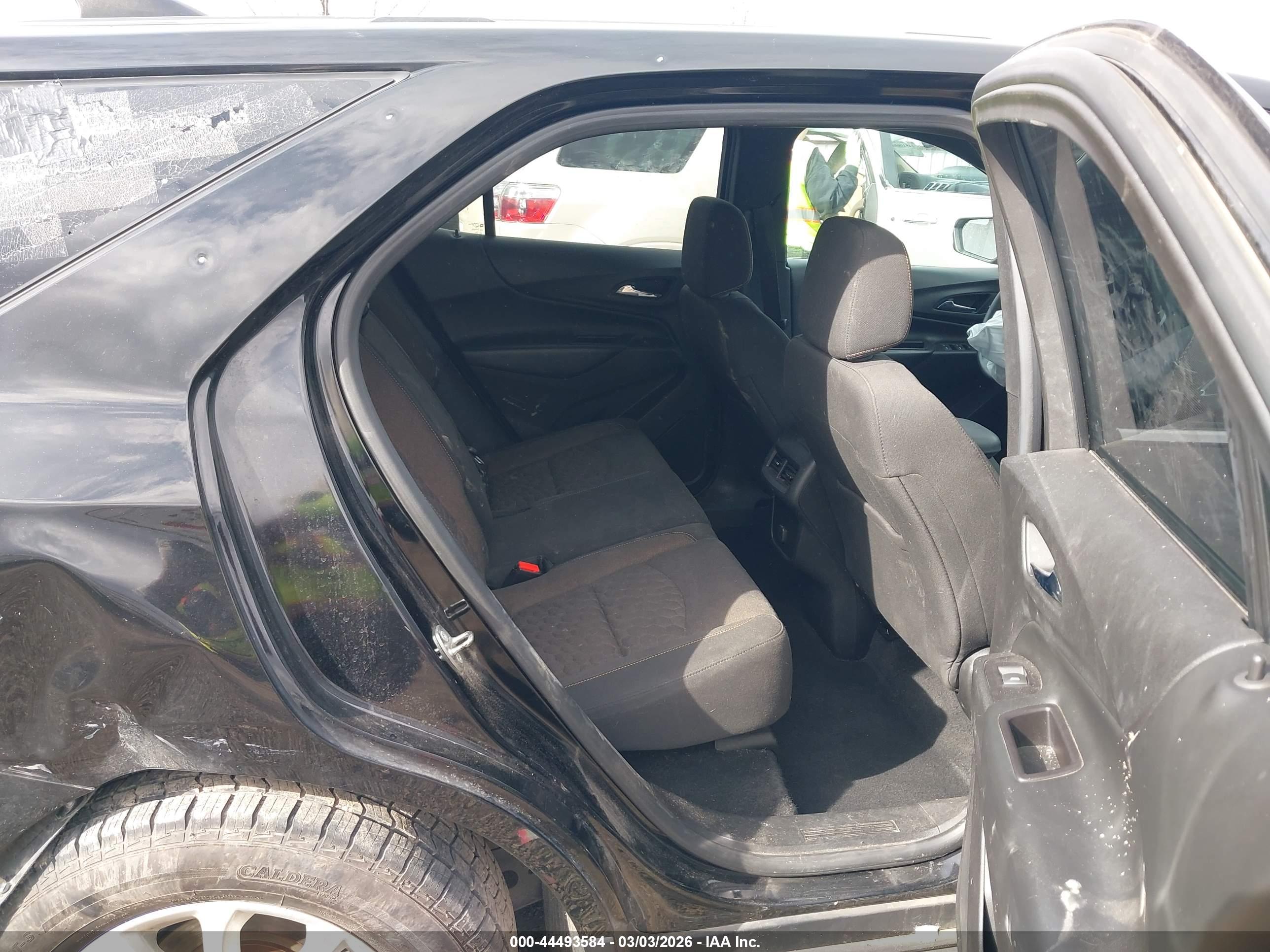 CHEVROLET EQUINOX image 8