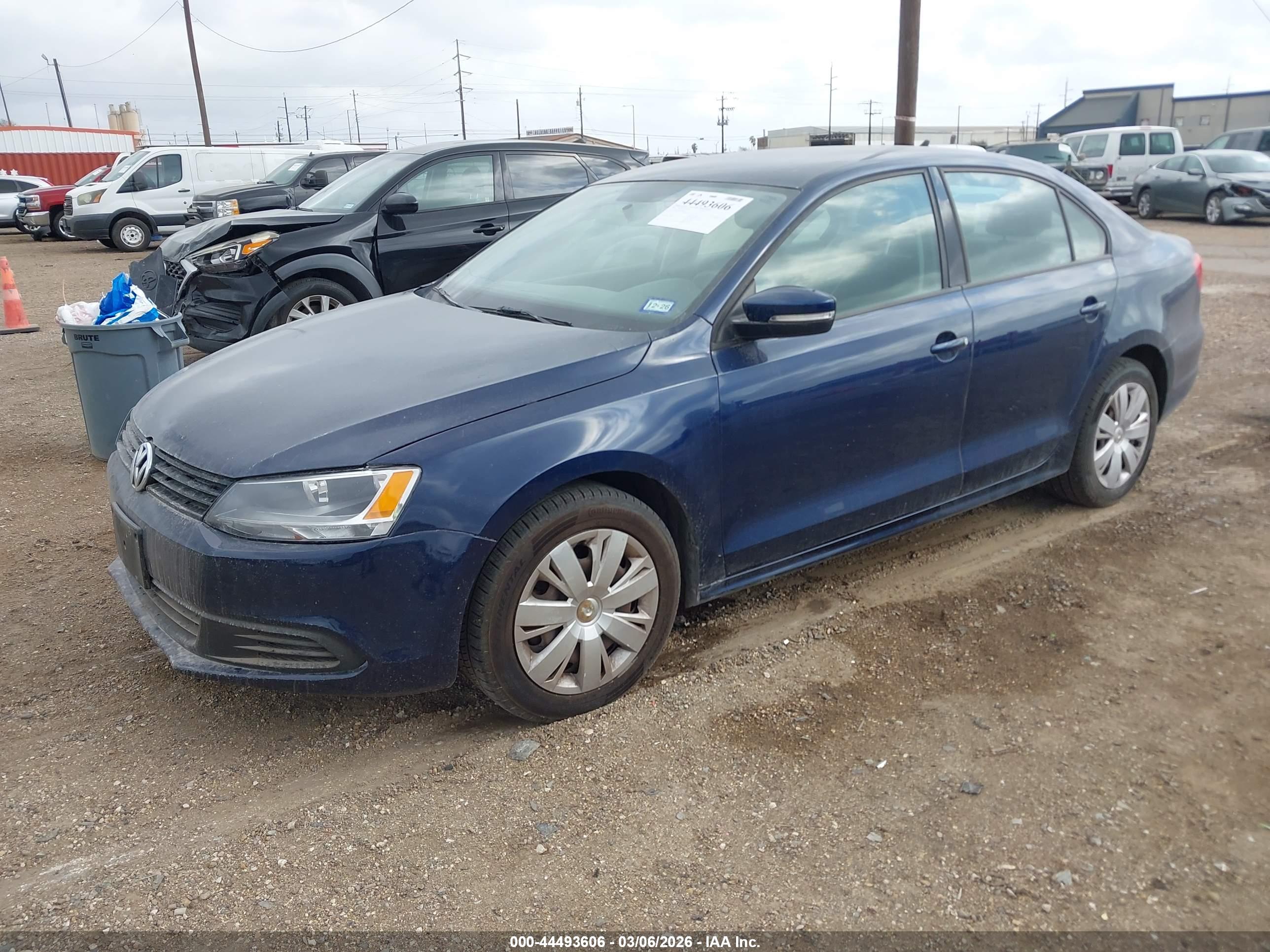 VOLKSWAGEN JETTA image 2