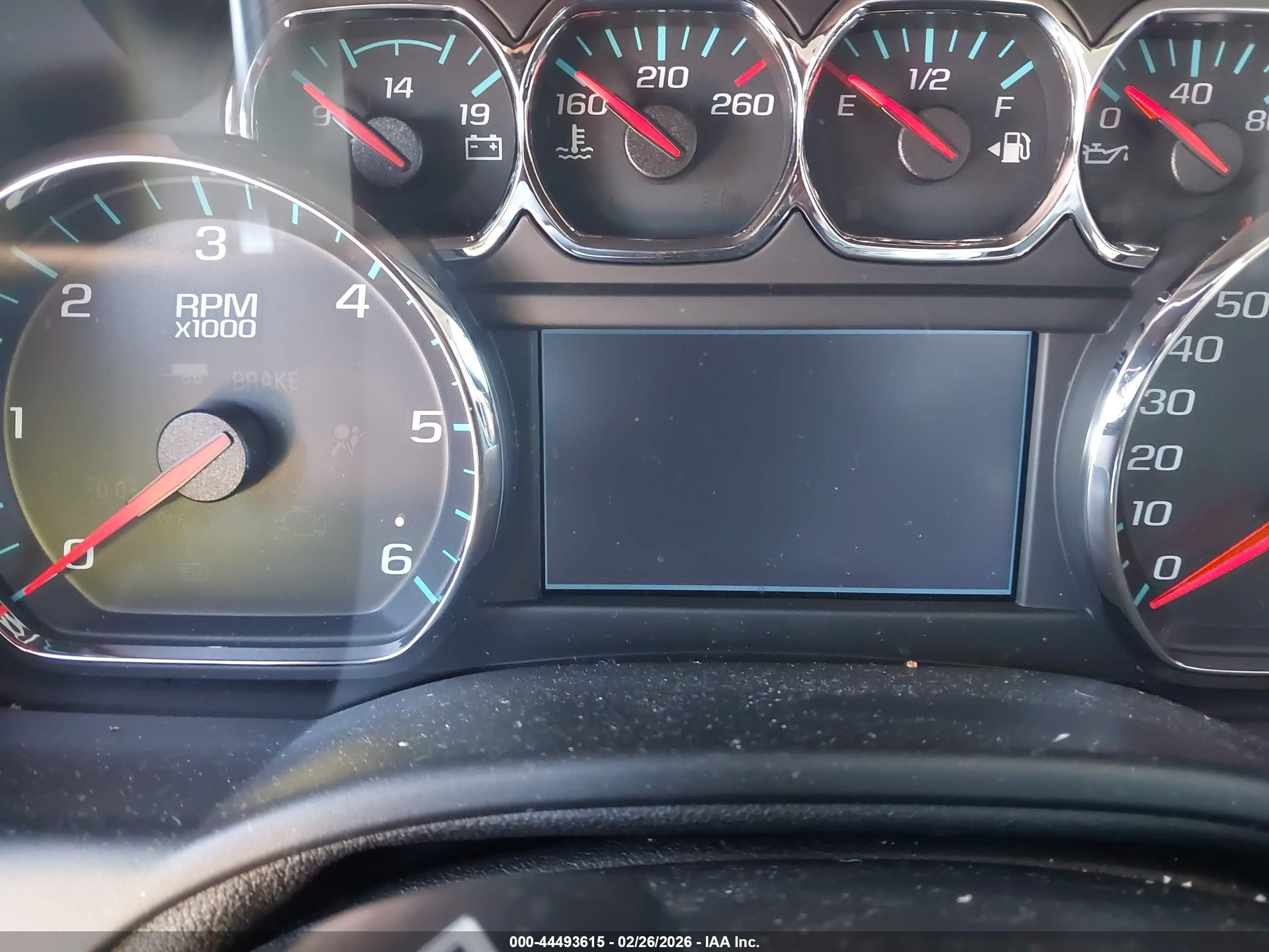 CHEVROLET SUBURBAN image 7
