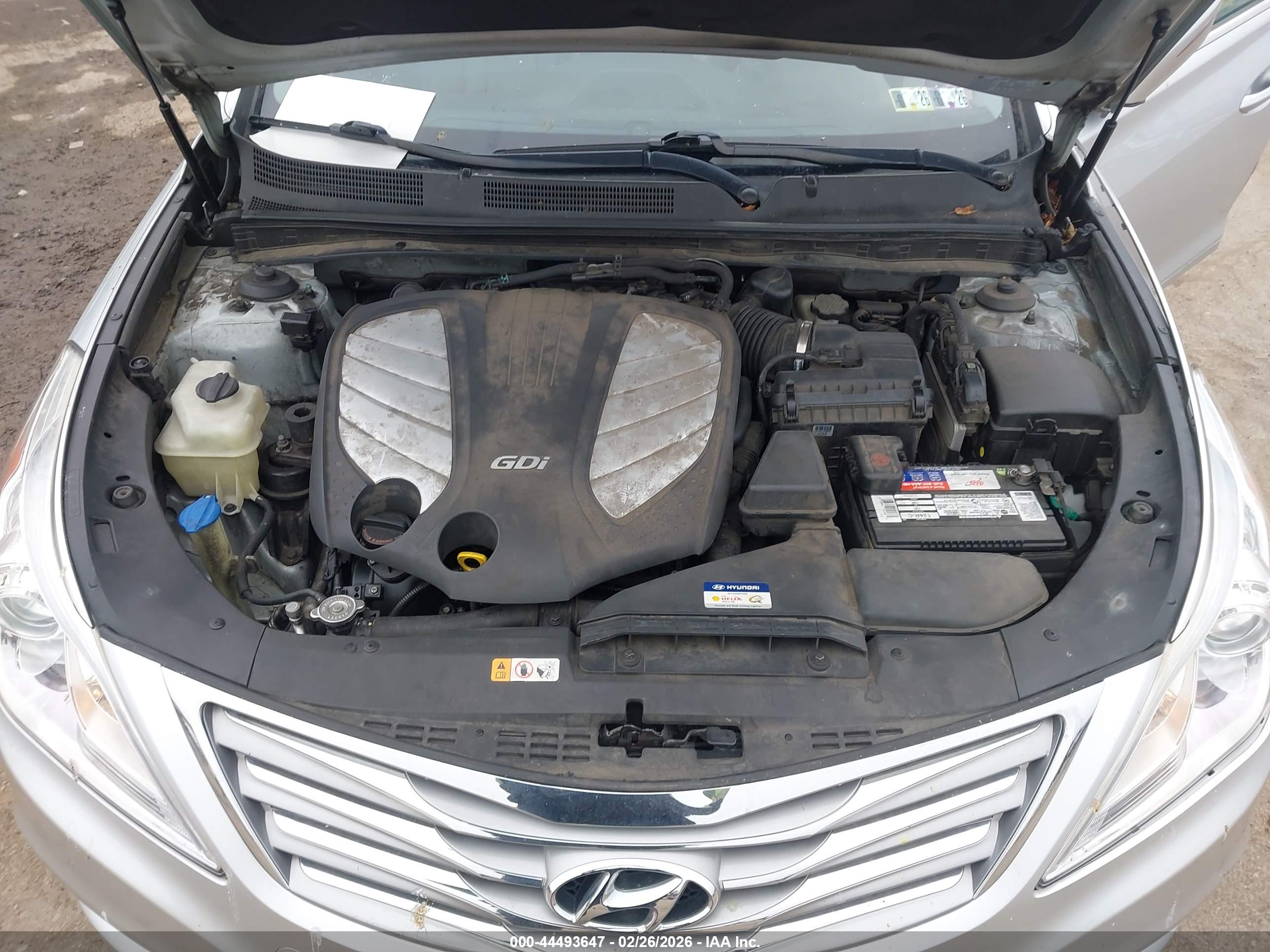 HYUNDAI AZERA image 10