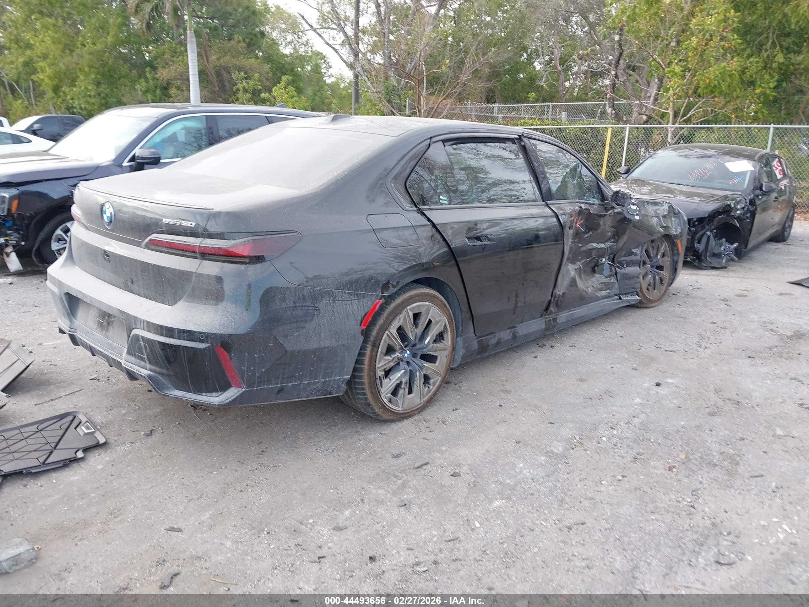 BMW I7 image 4