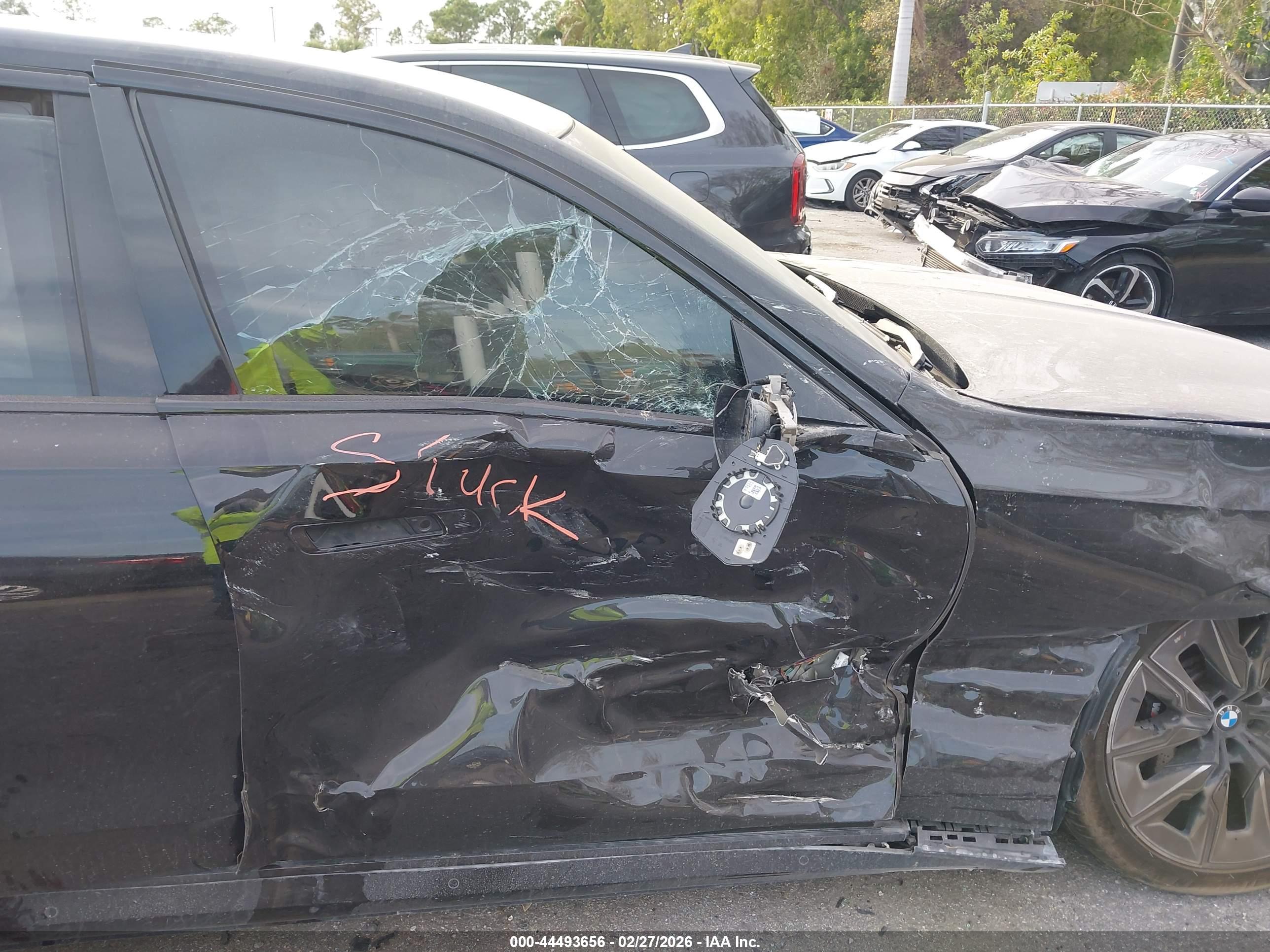 BMW I7 image 5