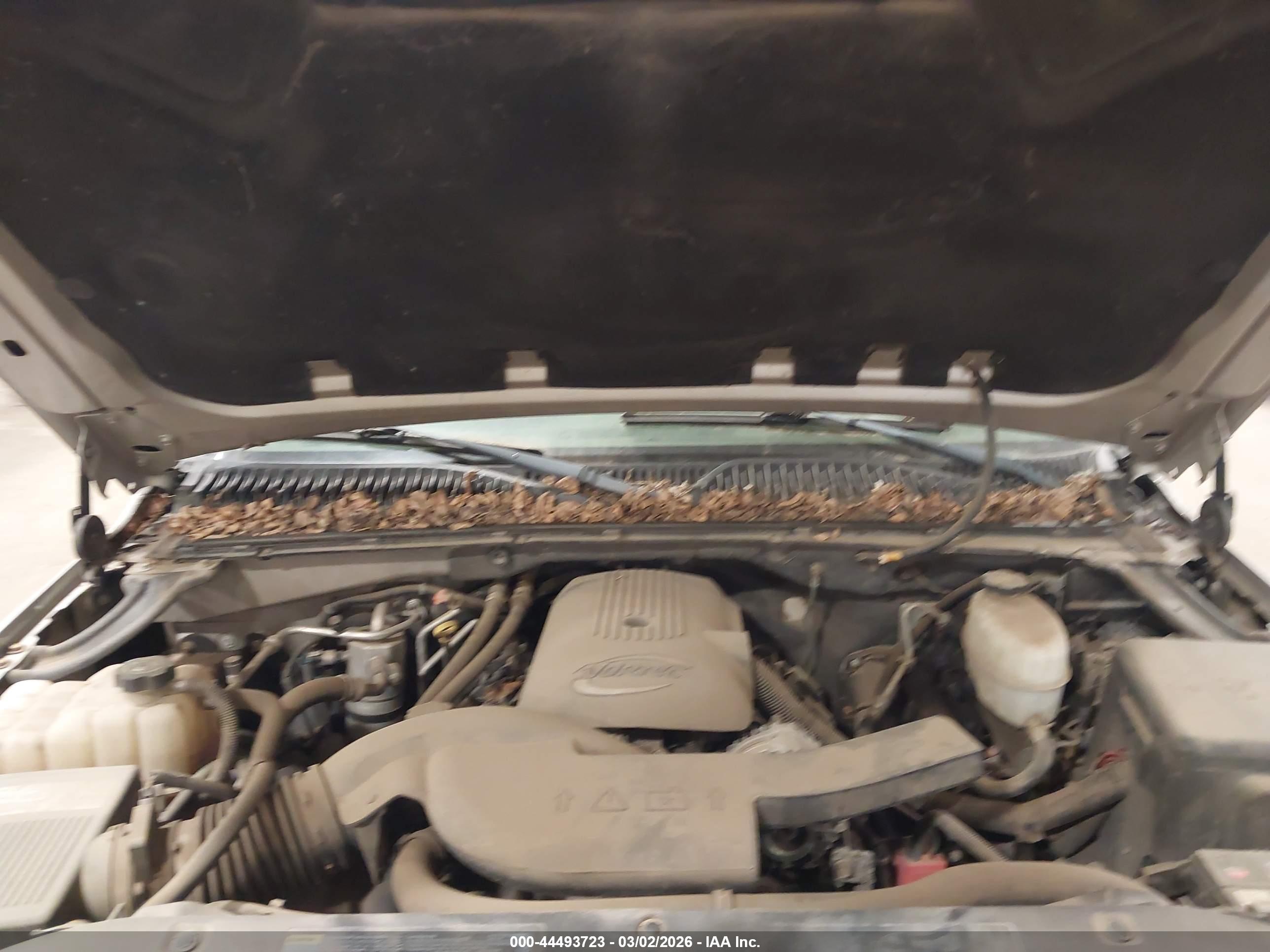 CHEVROLET TAHOE image 10