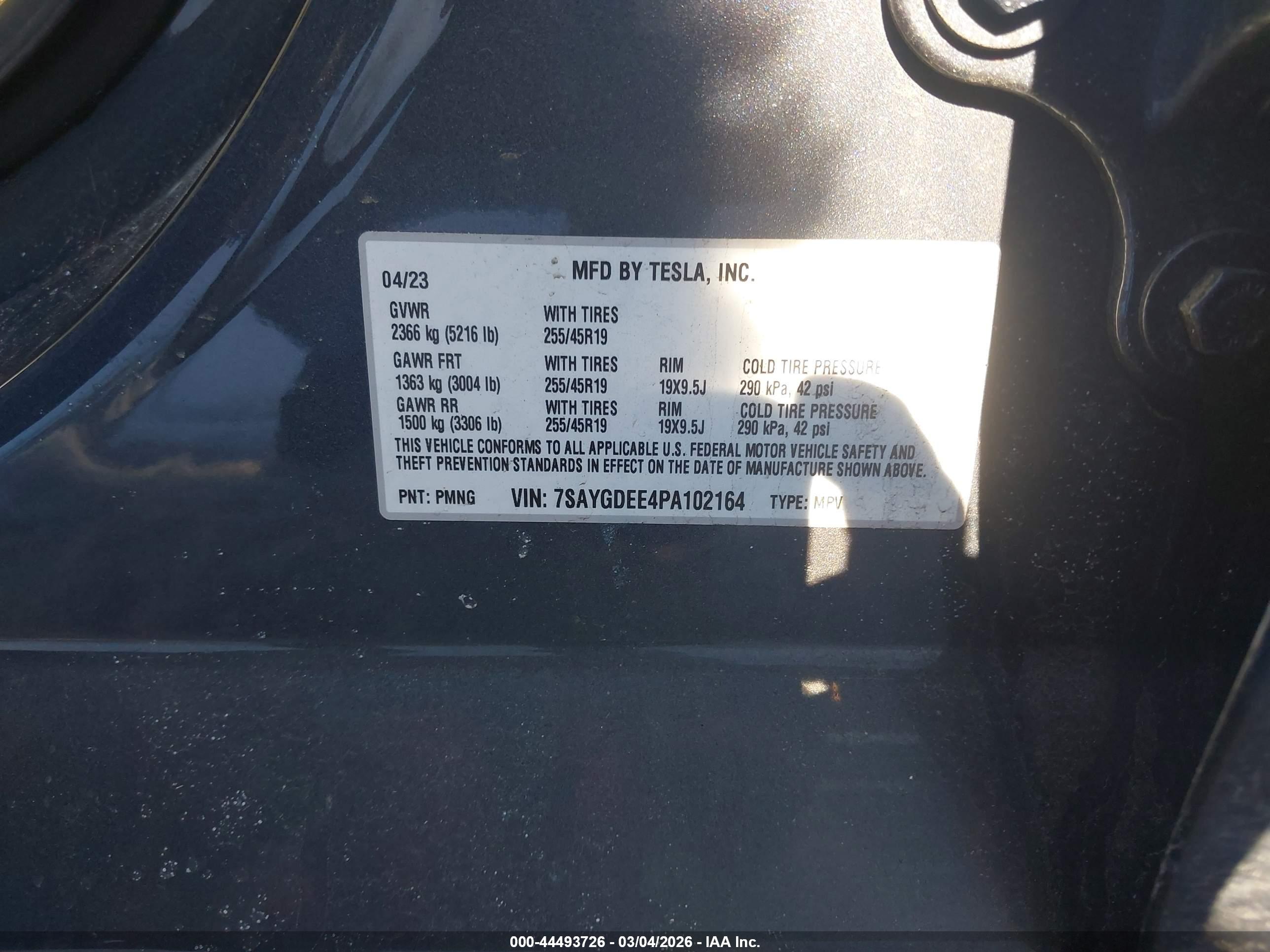 TESLA MODEL image 9