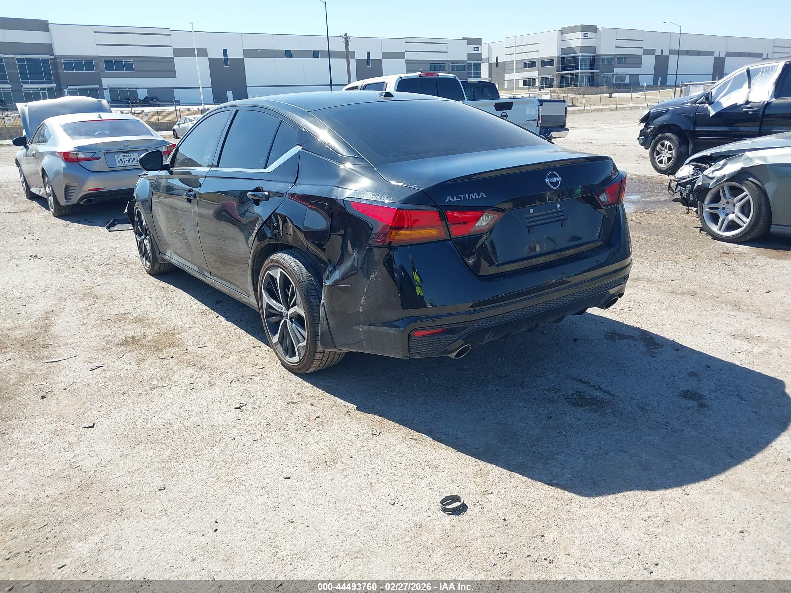 NISSAN ALTIMA image 3