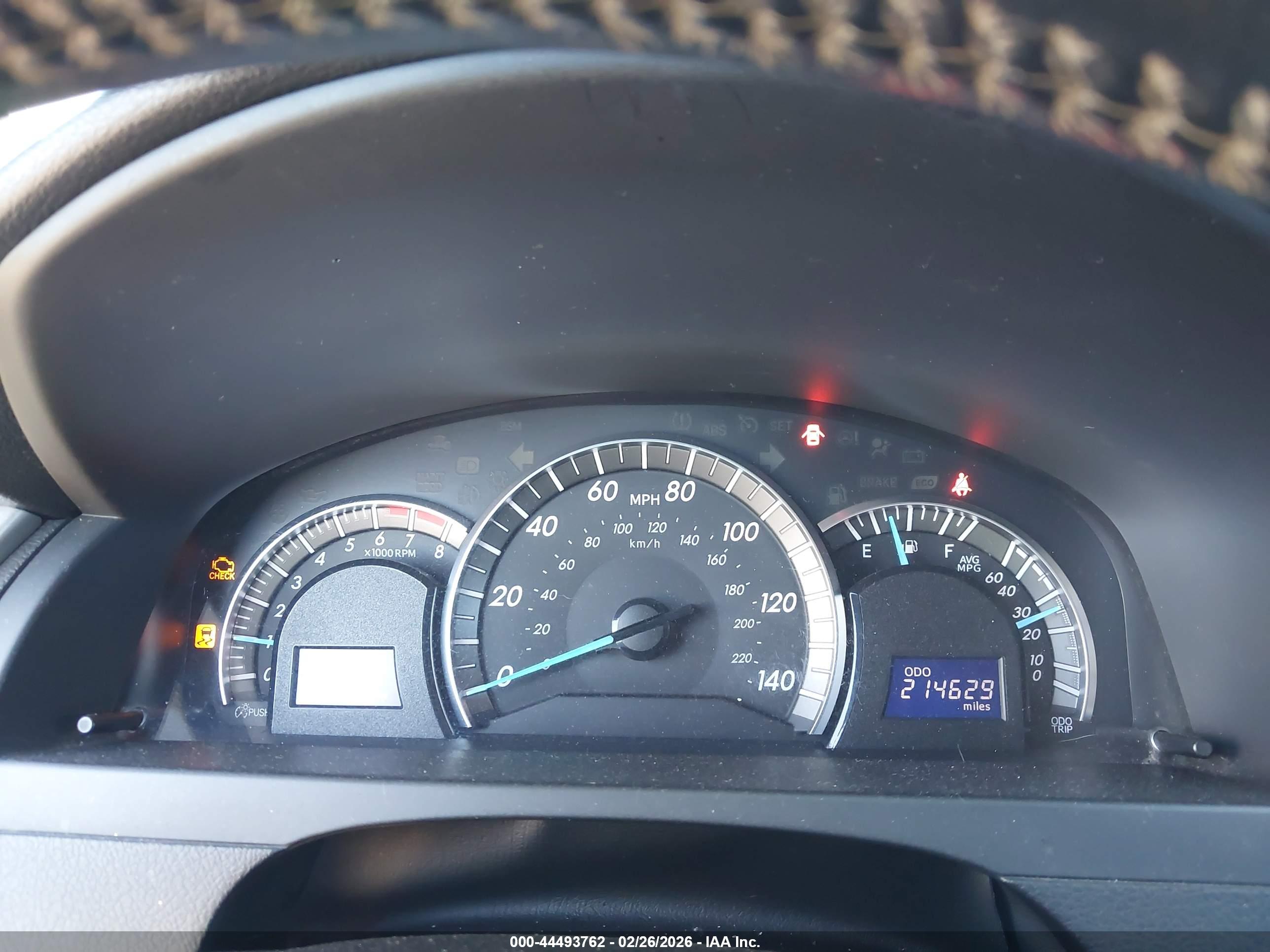 TOYOTA CAMRY image 7