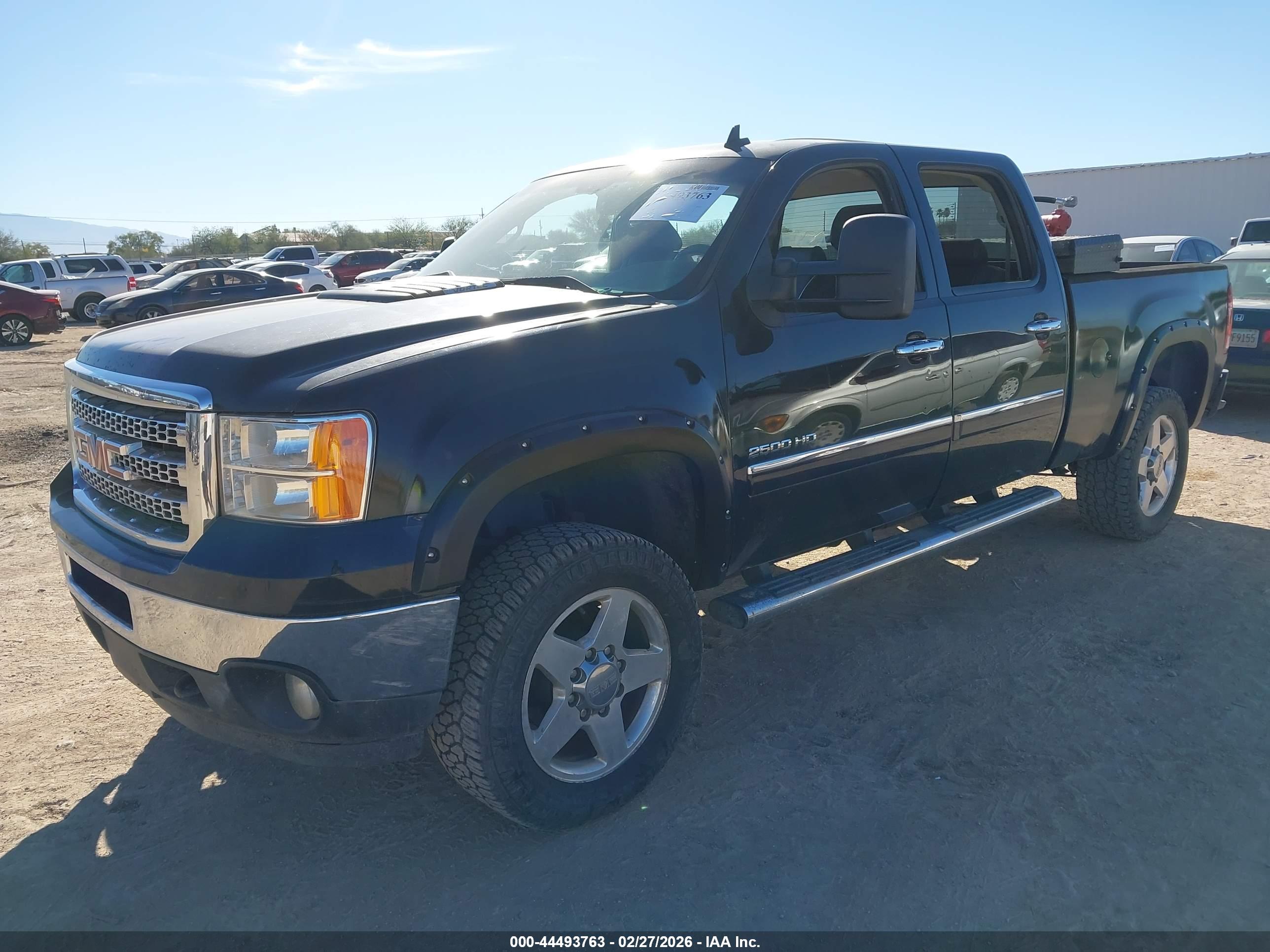 GMC SIERRA image 2