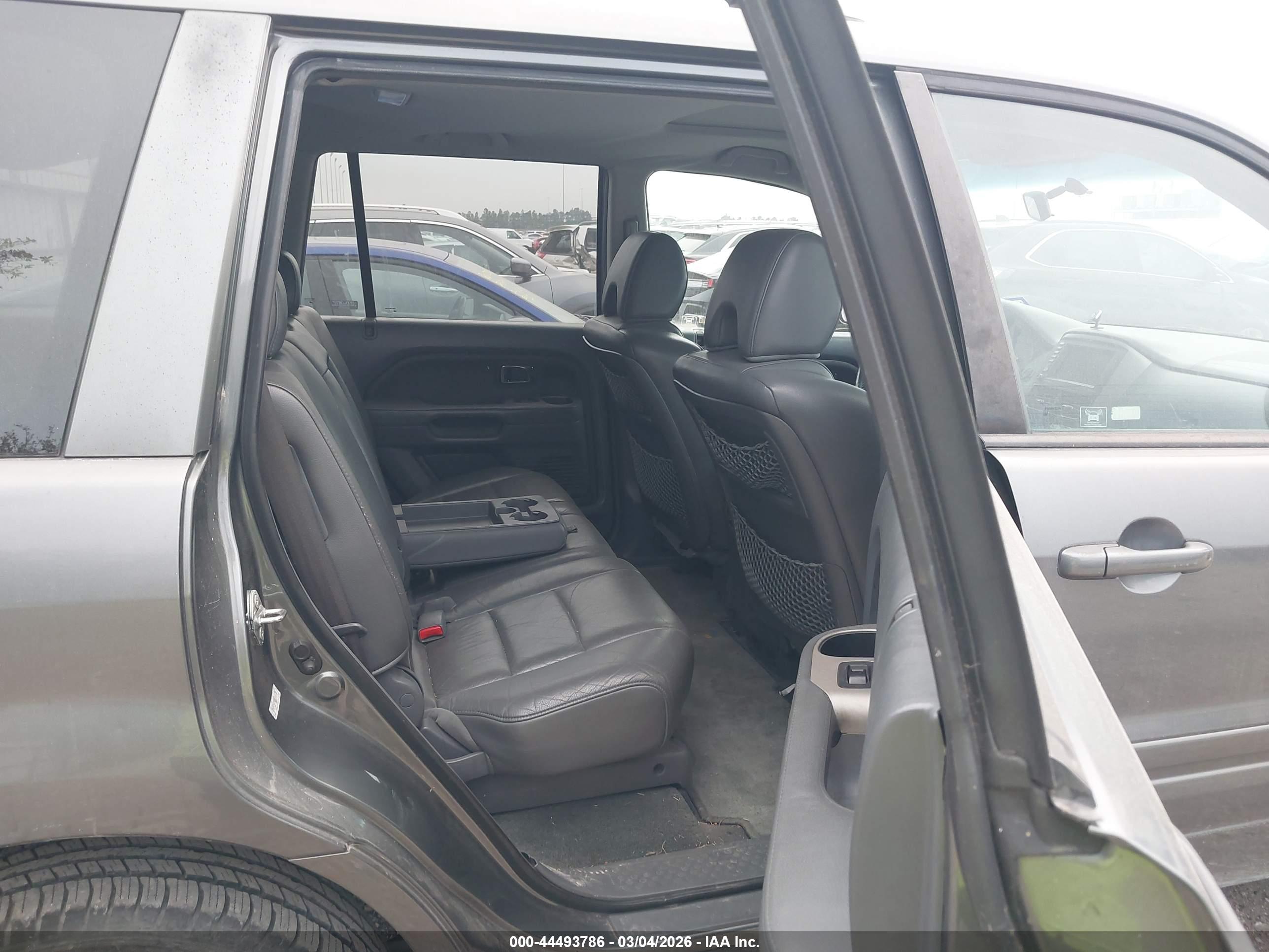 HONDA PILOT image 8