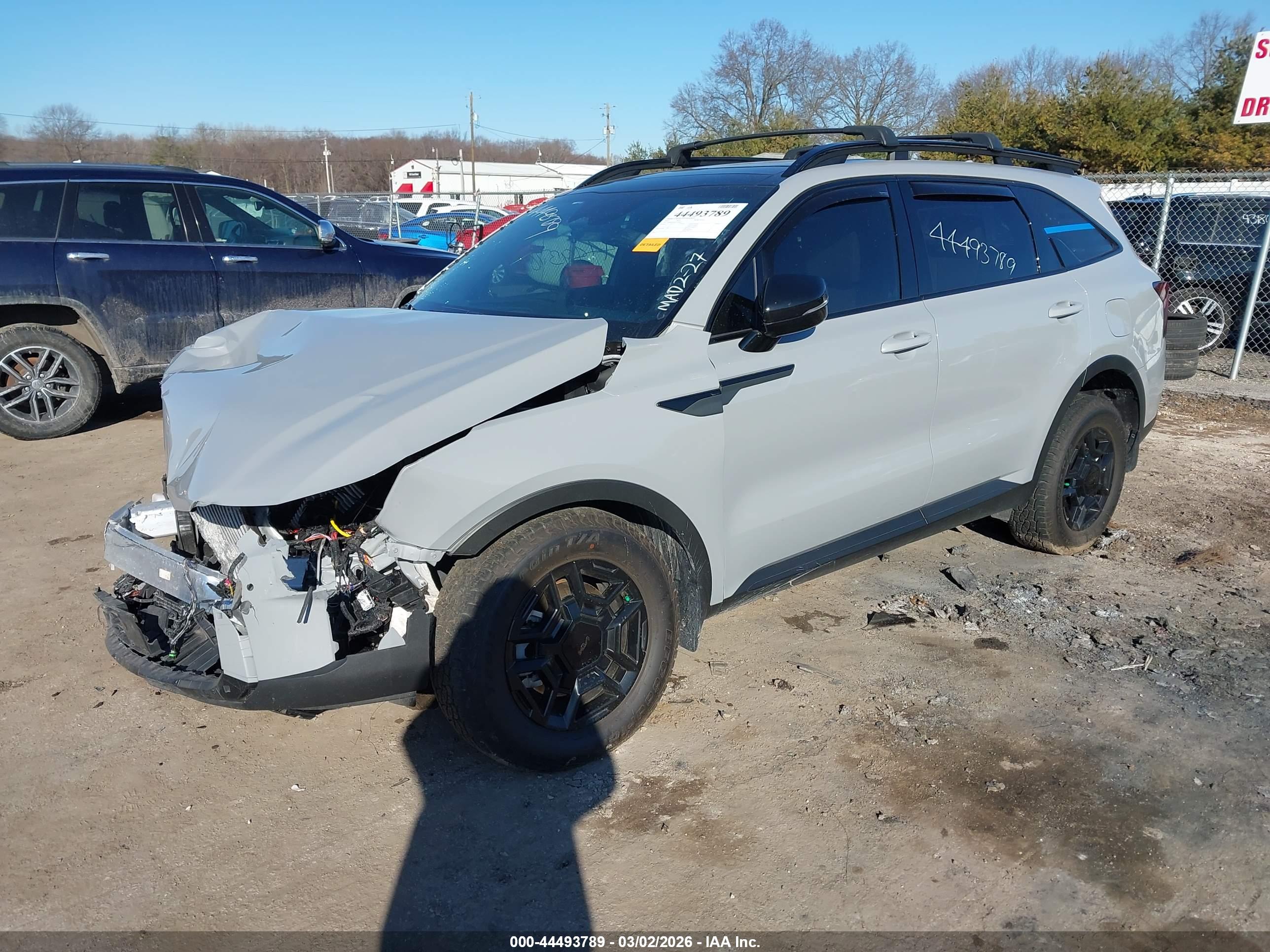 KIA SORENTO image 2