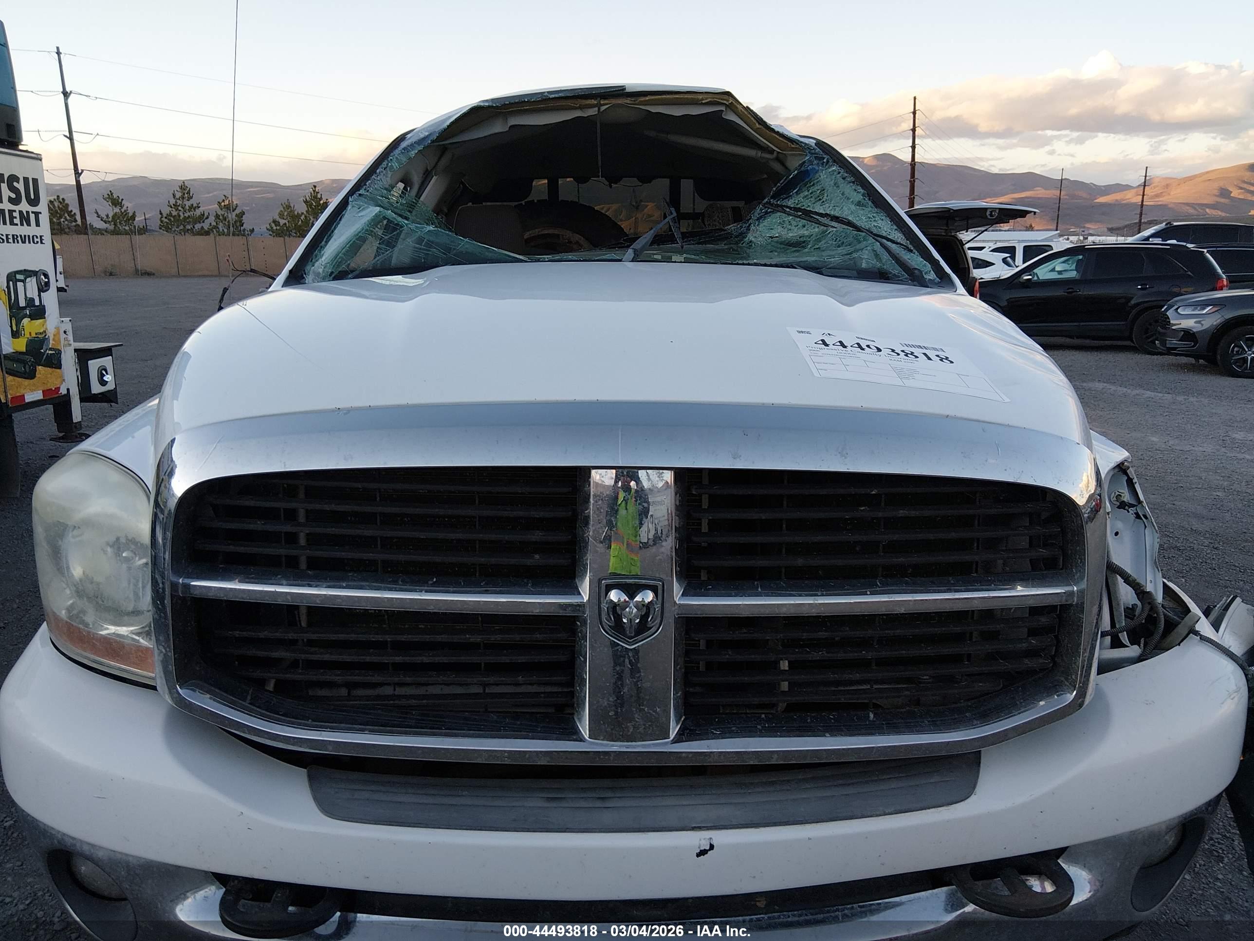 DODGE RAM image 6