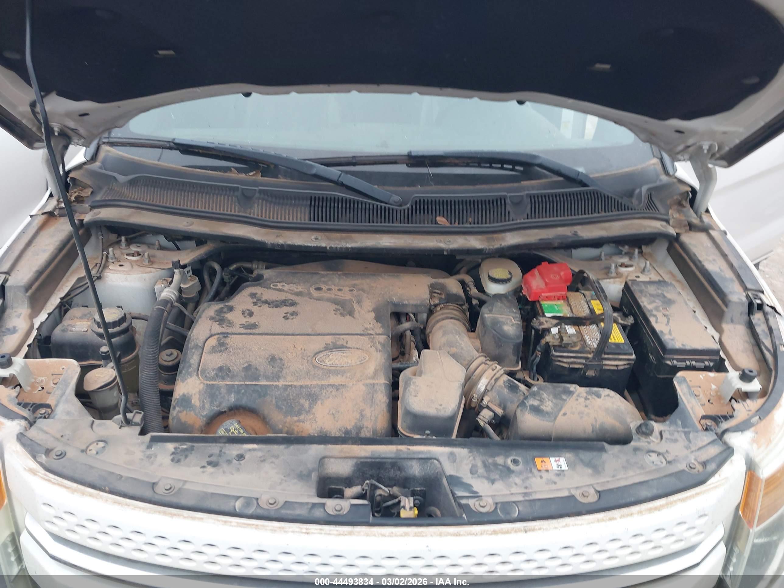 FORD EXPLORER image 10
