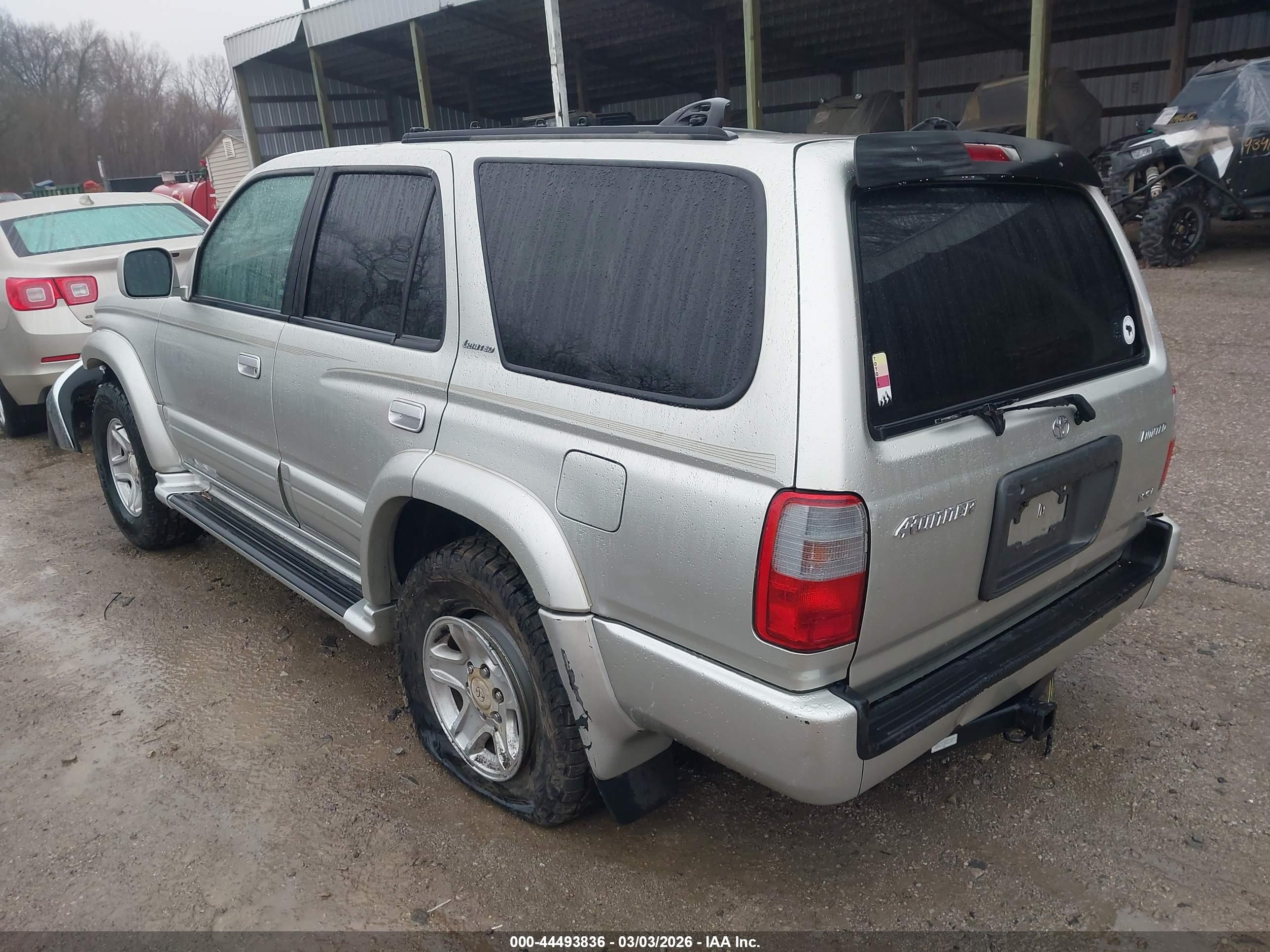 TOYOTA 4RUNNER image 3